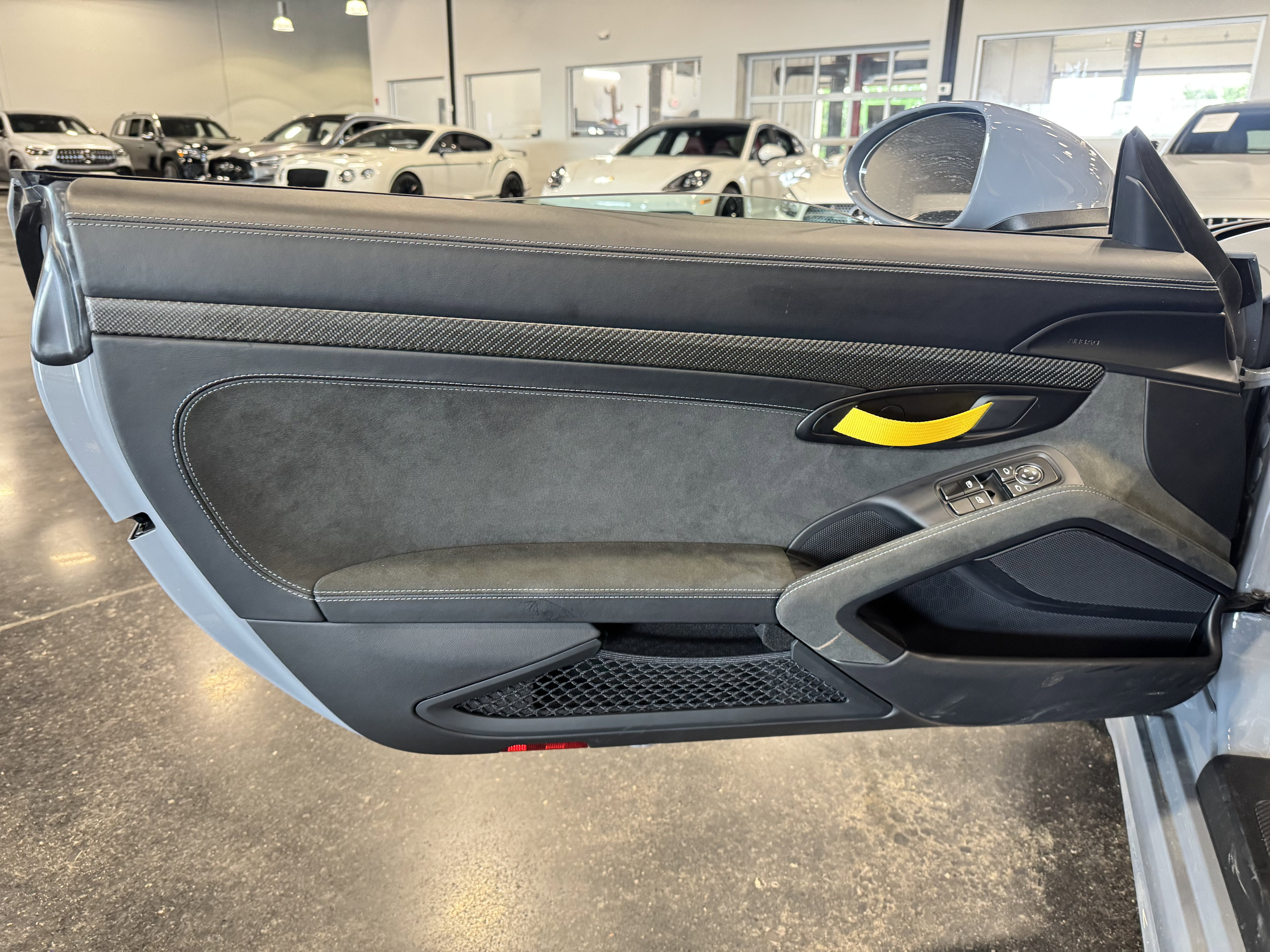 2025 Porsche 718 Spyder RS