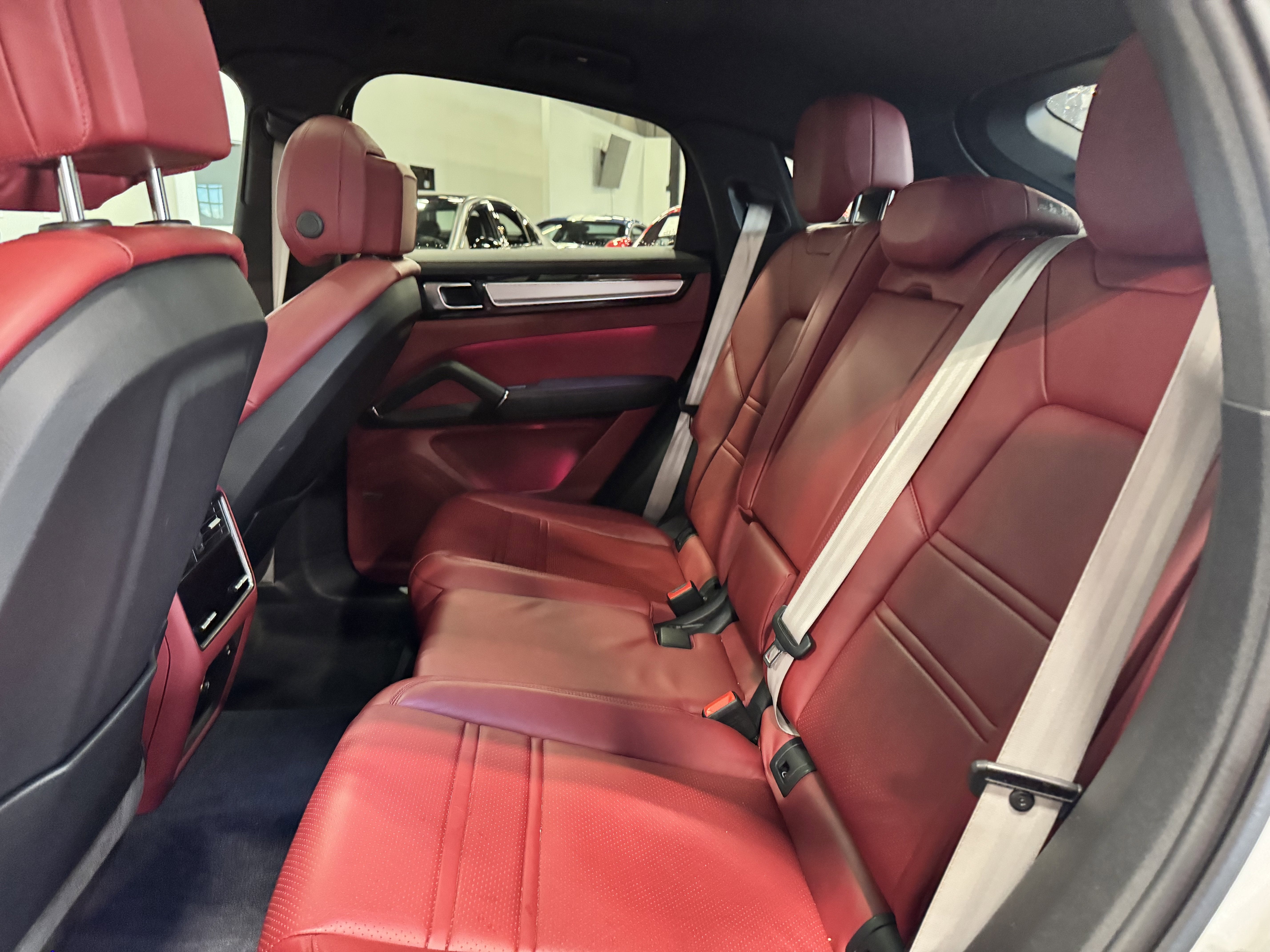 2022 Porsche Cayenne Coupe AWD