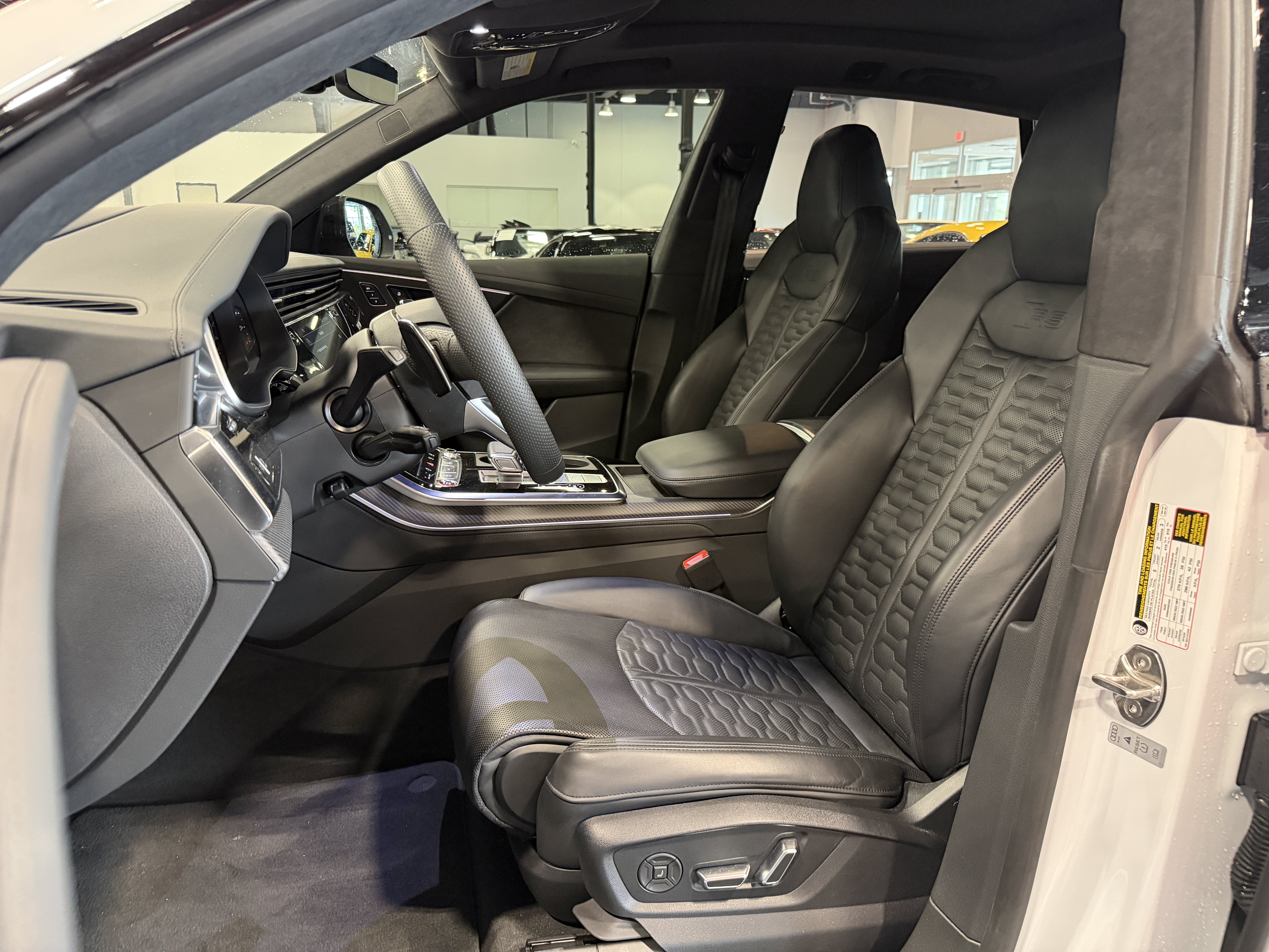 2024 Audi RS Q8 4.0T