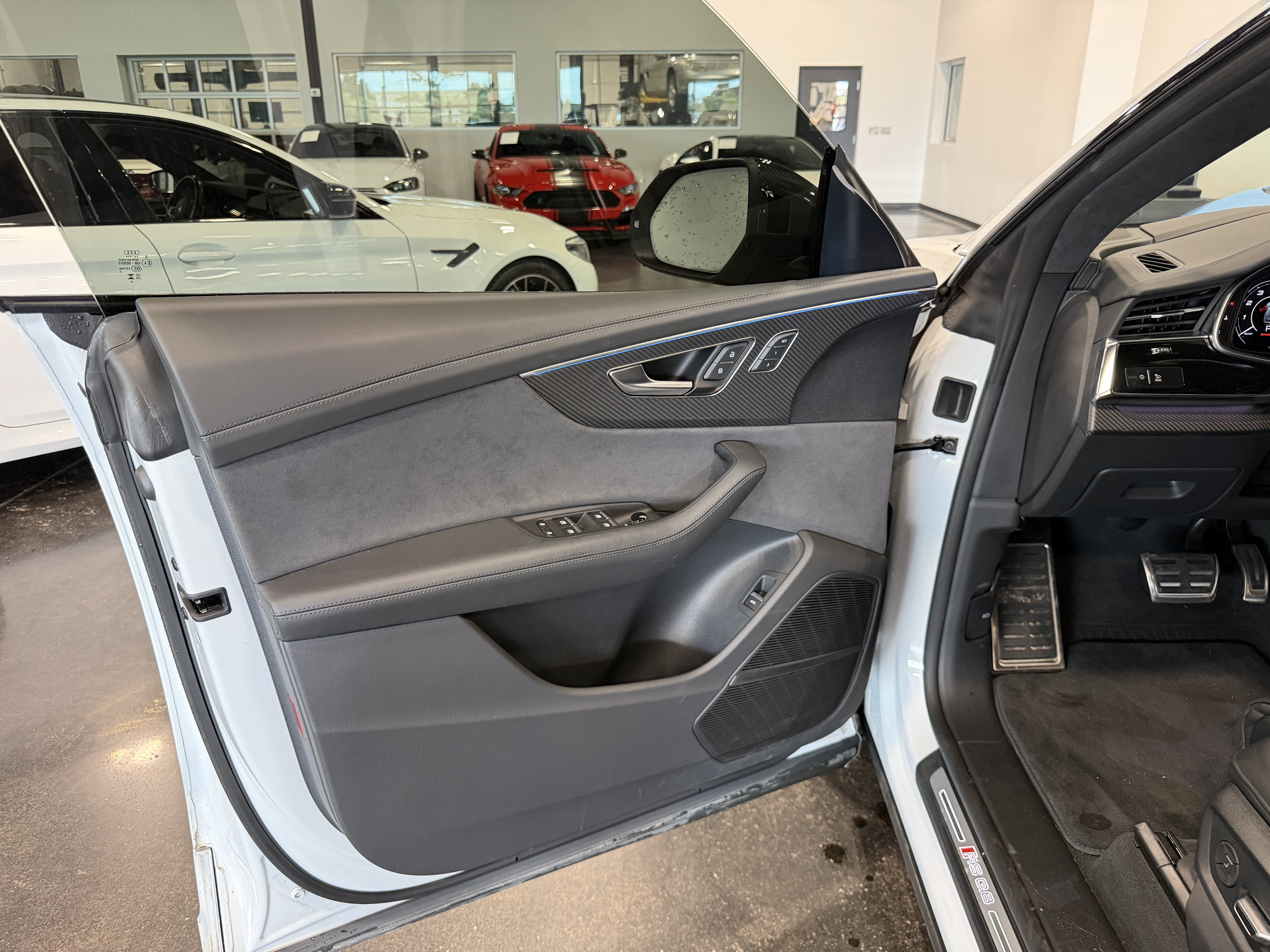 2024 Audi RS Q8 4.0T