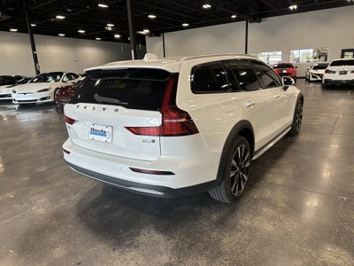 2025 Volvo V60 Cross Country Ultra