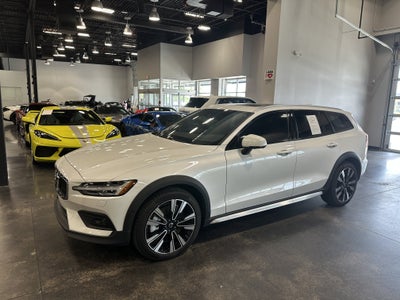 2025 Volvo V60 Cross Country Ultra