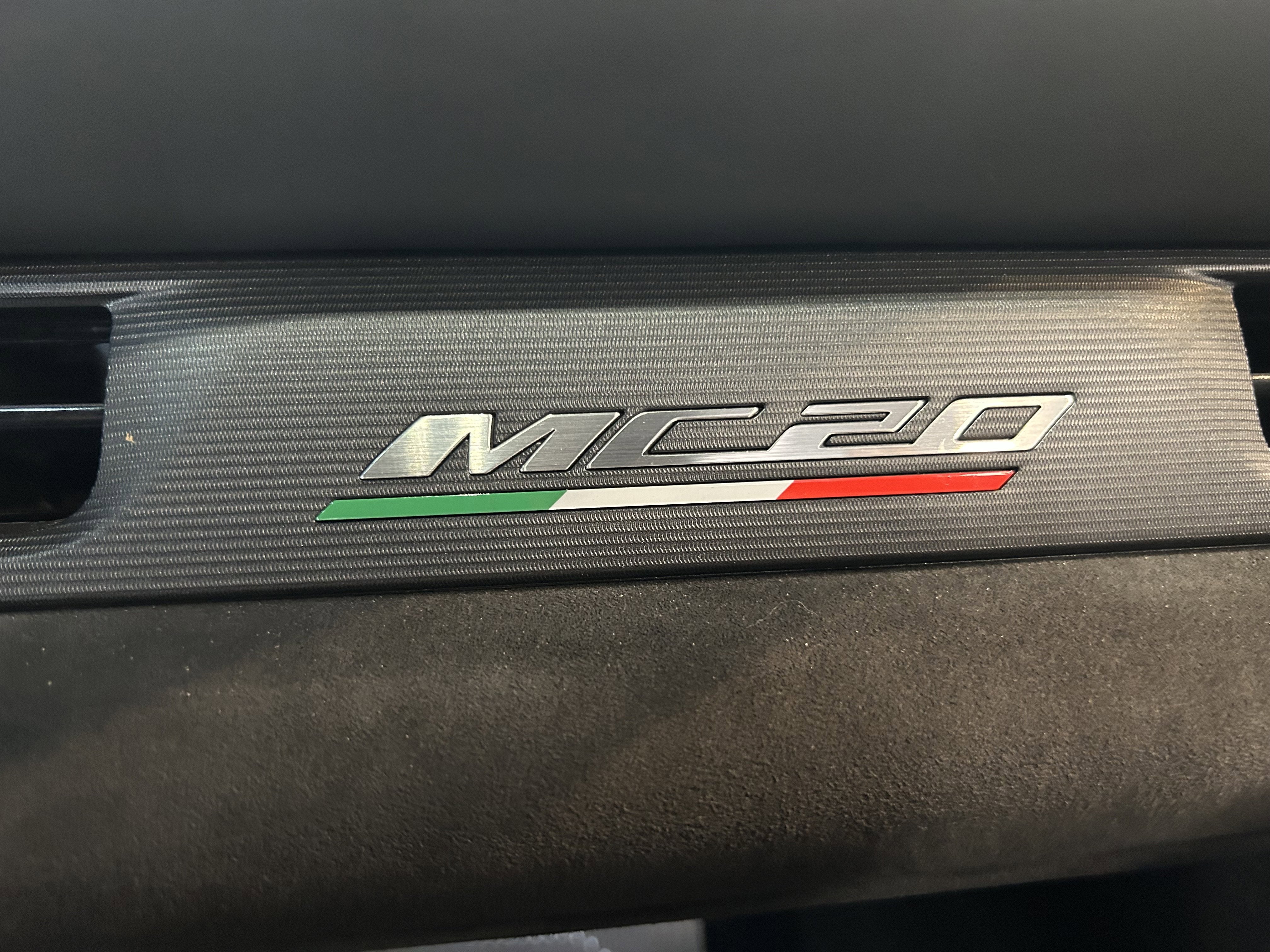 2022 Maserati MC20 Base