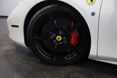 2016 Ferrari 488 GTB Base