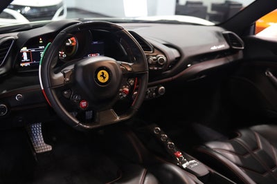2016 Ferrari 488 GTB Base
