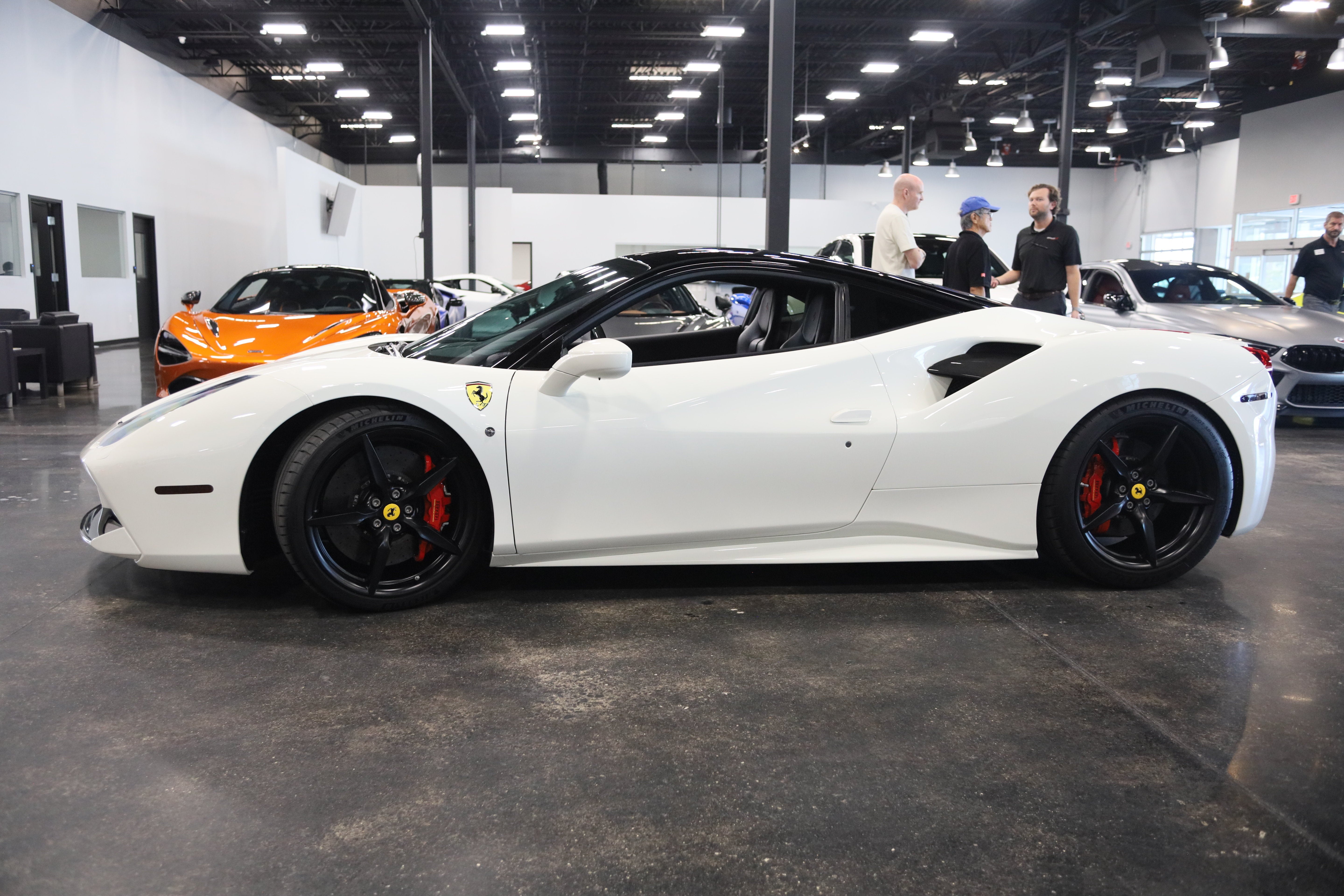 2016 Ferrari 488 GTB Base