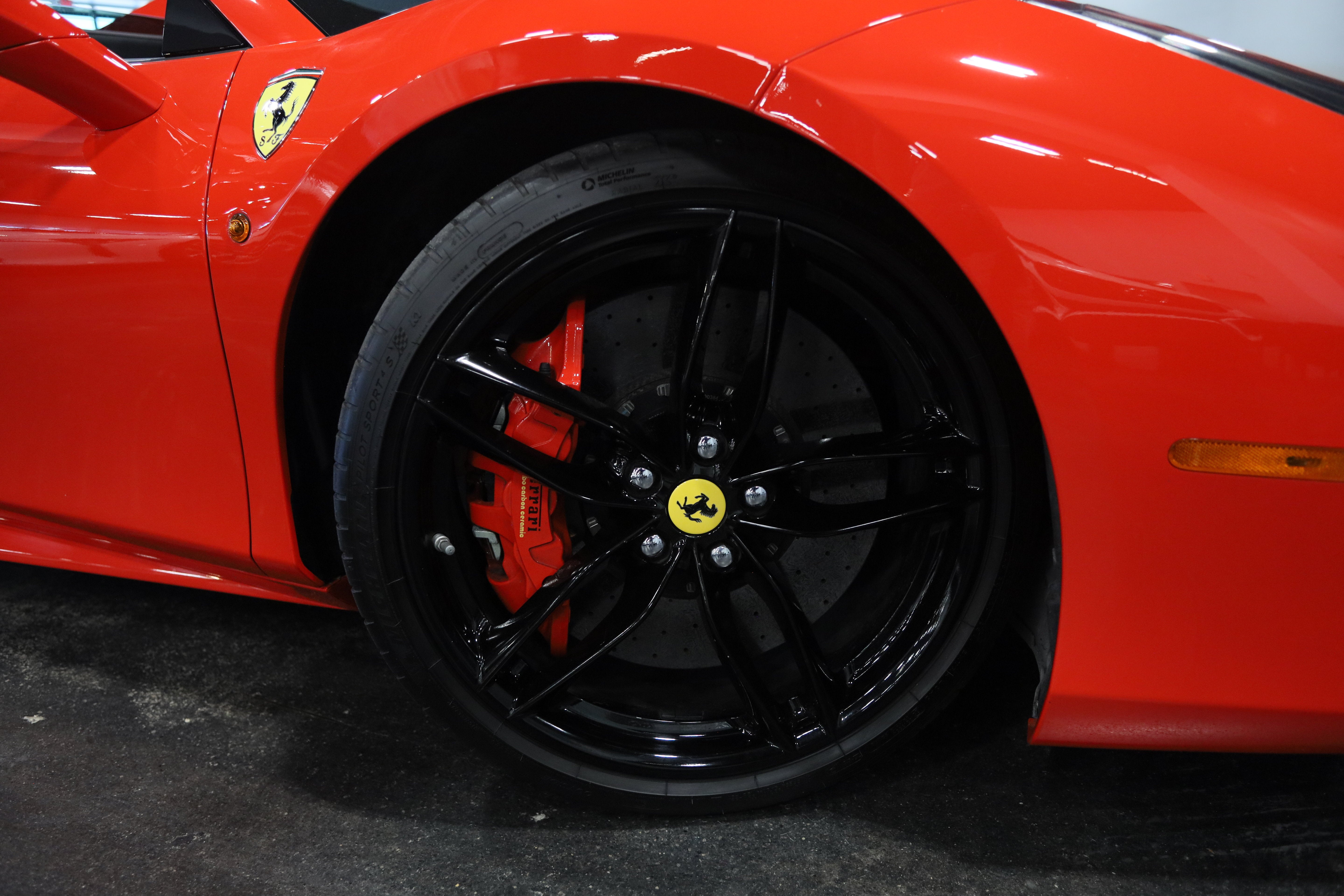 2017 Ferrari 488 Spider Base