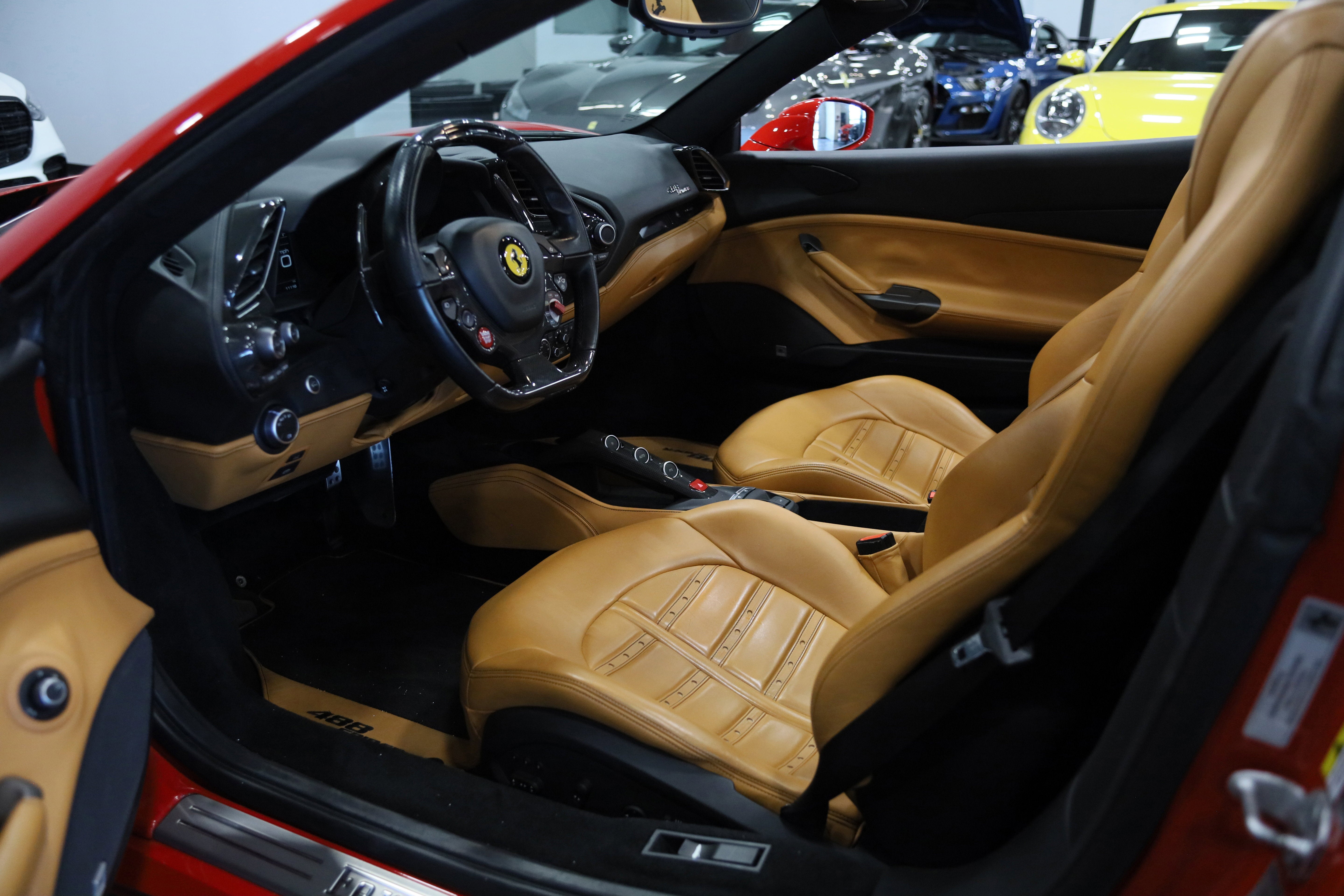 2019 Ferrari 488 Spider Base