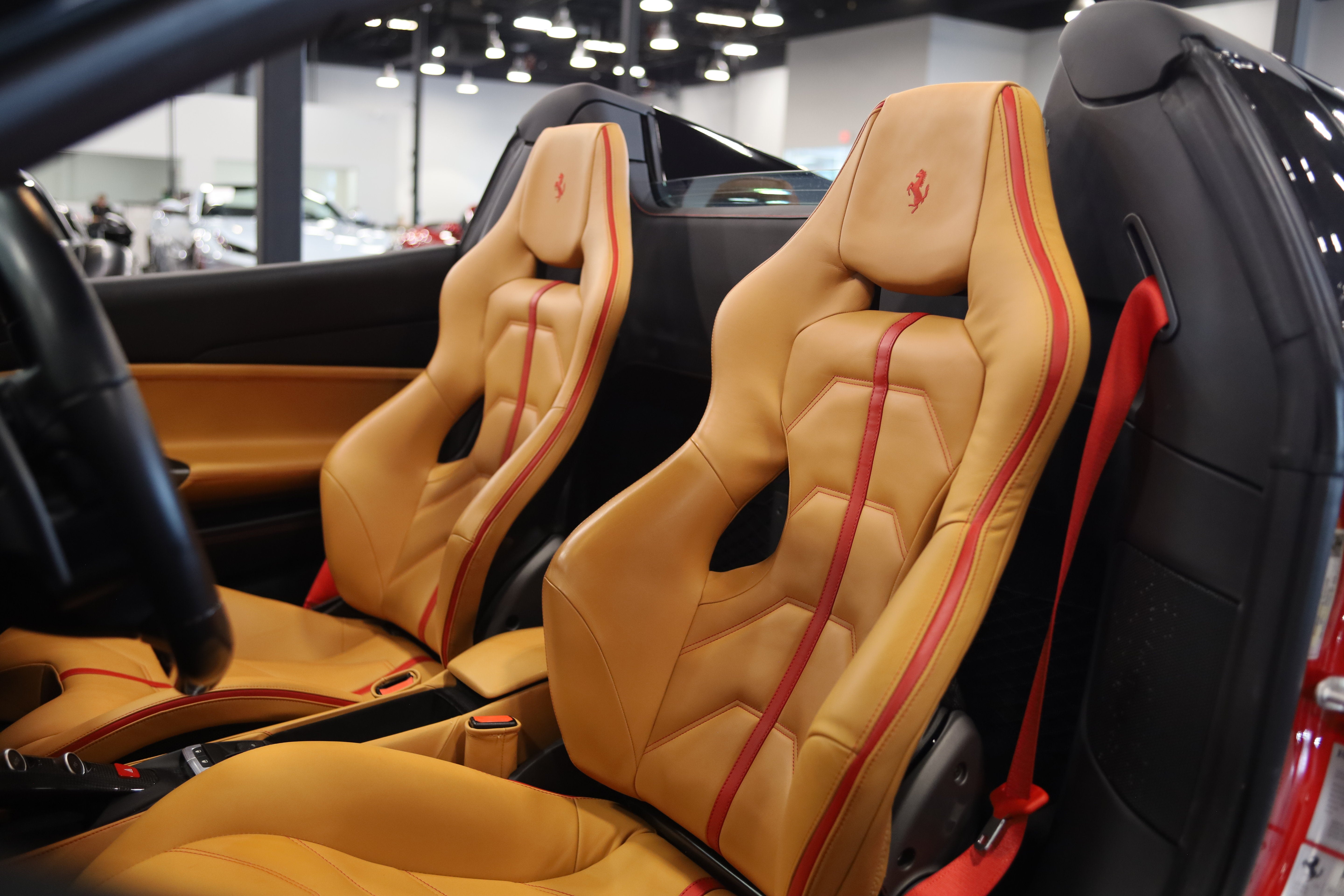 2019 Ferrari 488 Spider Base