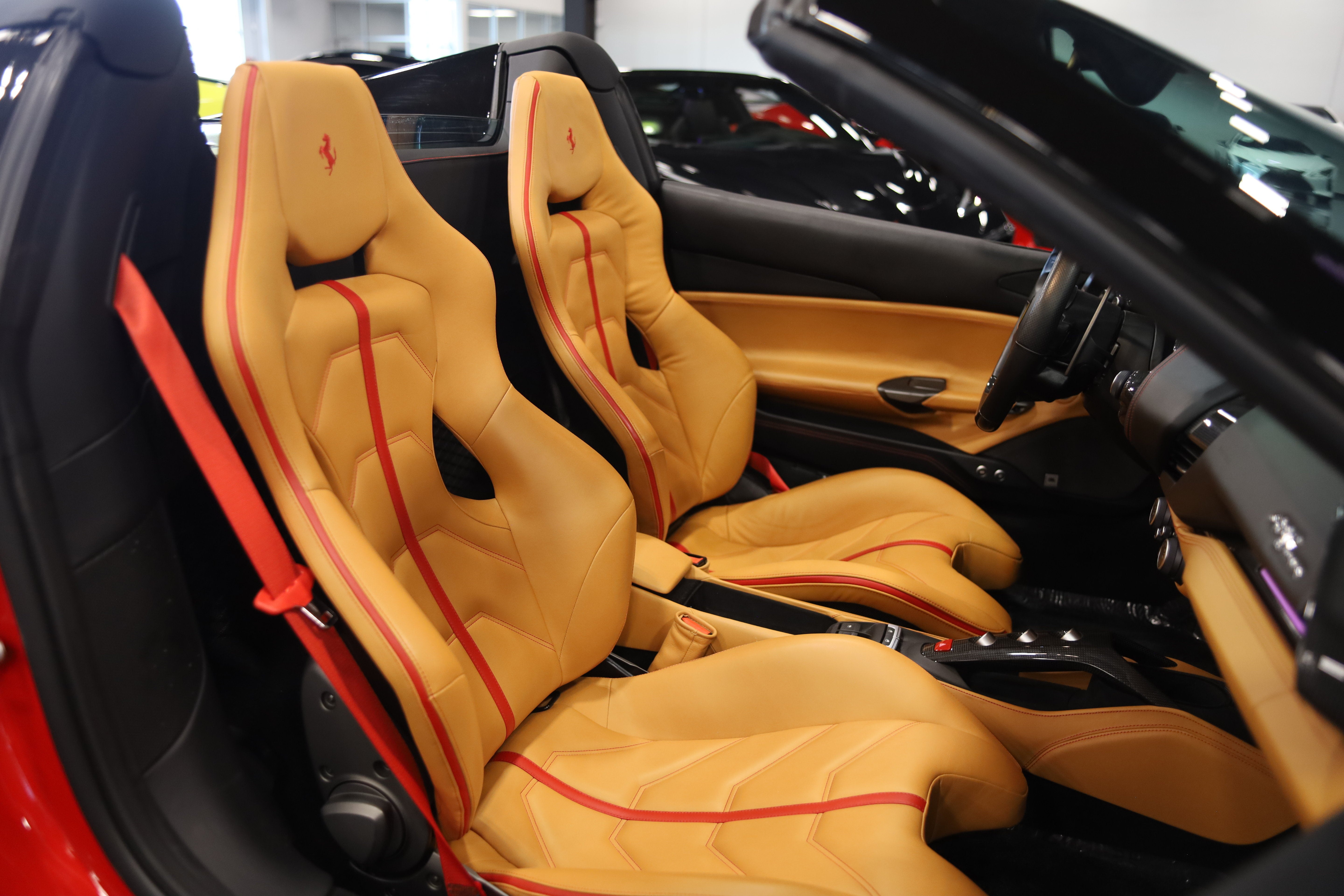 2019 Ferrari 488 Spider Base