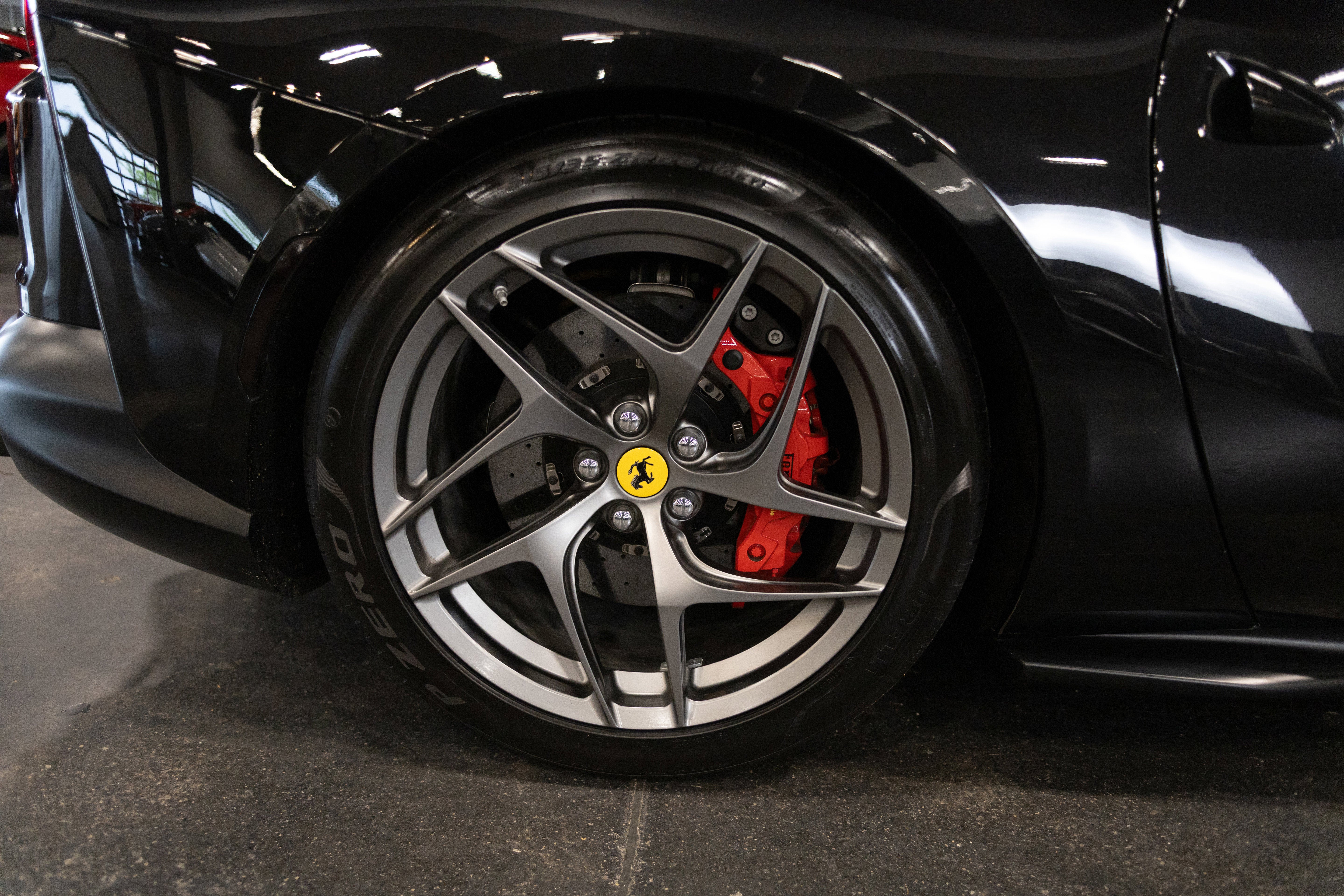 2019 Ferrari 812 Superfast Base