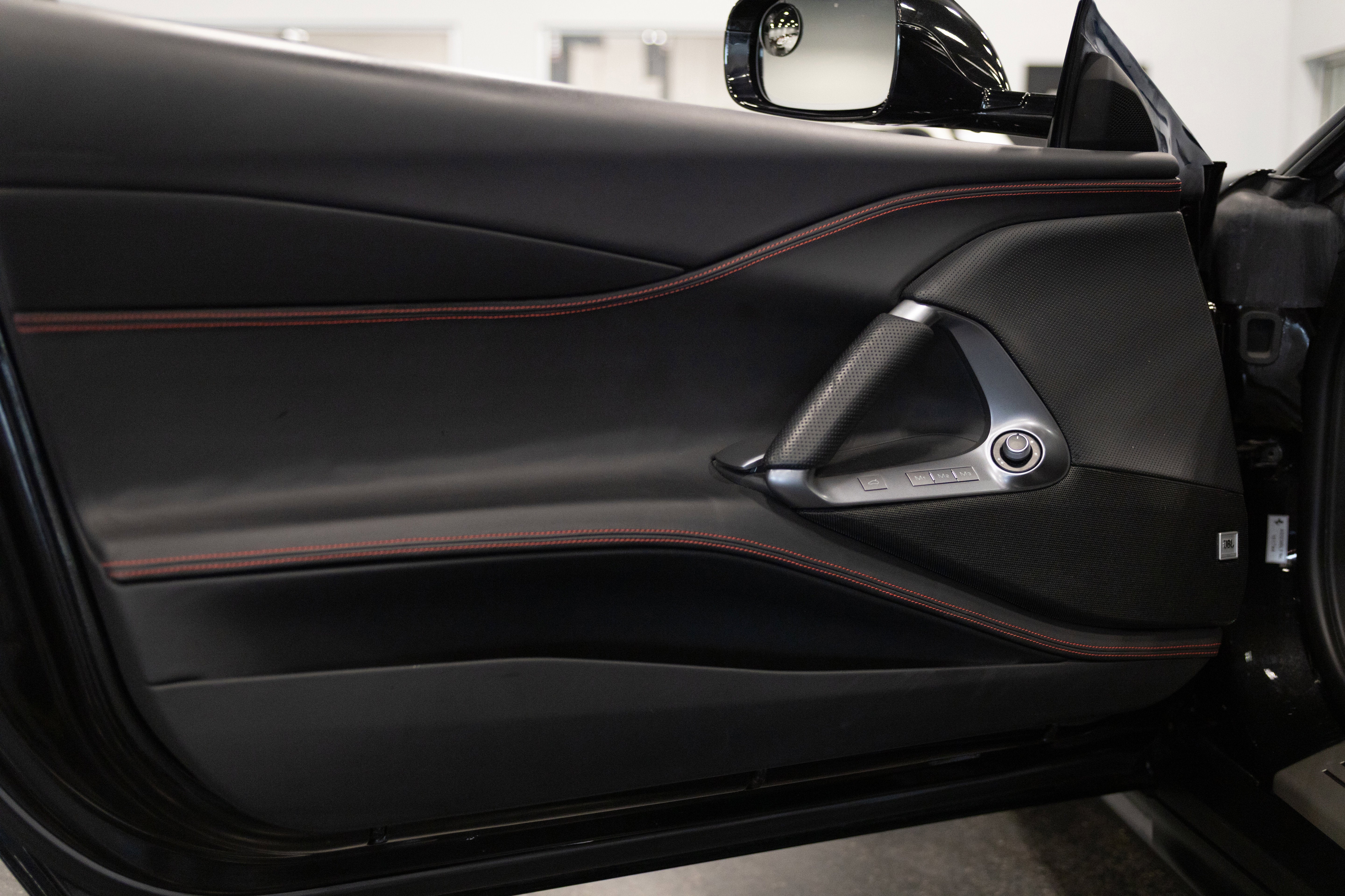 2019 Ferrari 812 Superfast Base