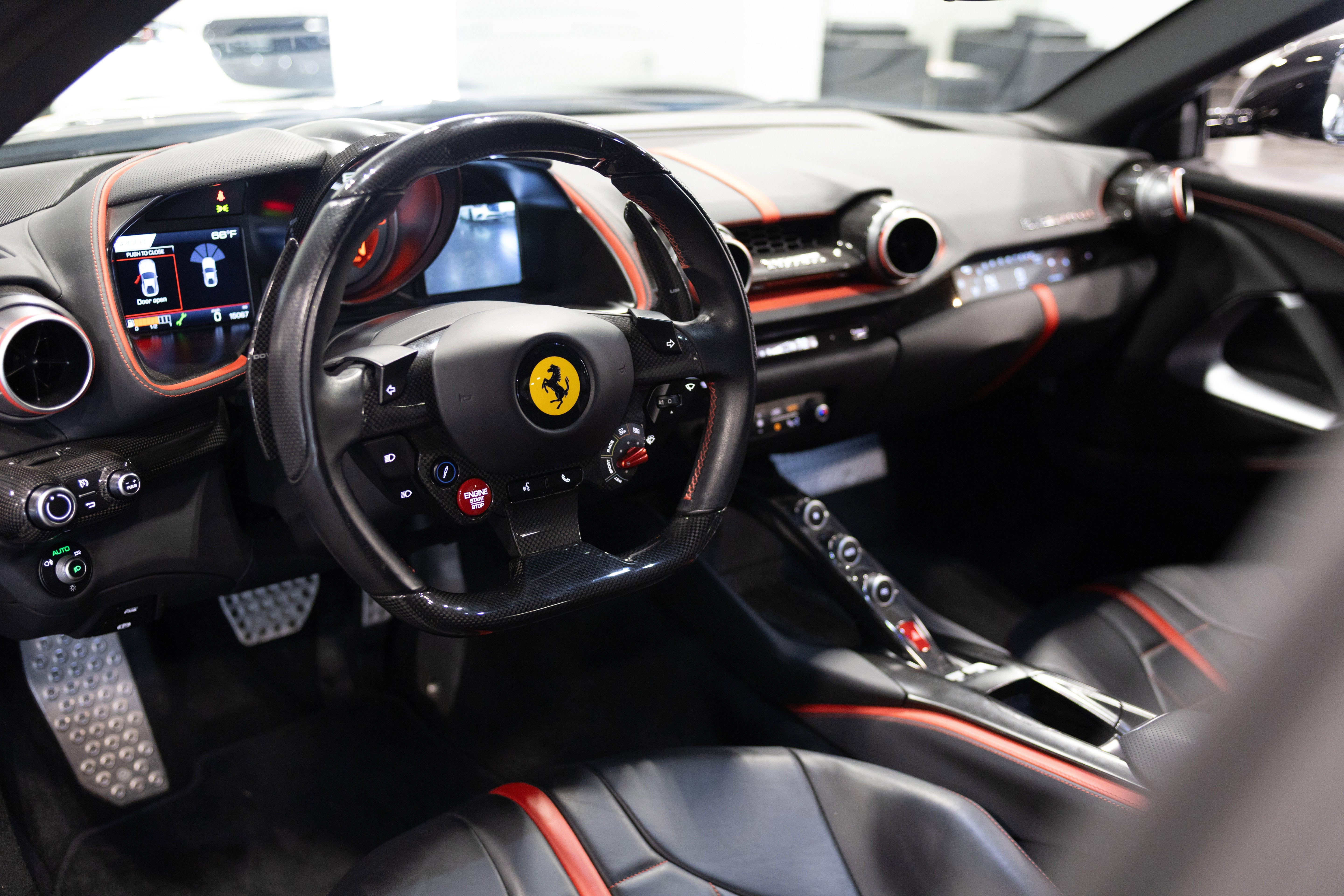 2019 Ferrari 812 Superfast Base