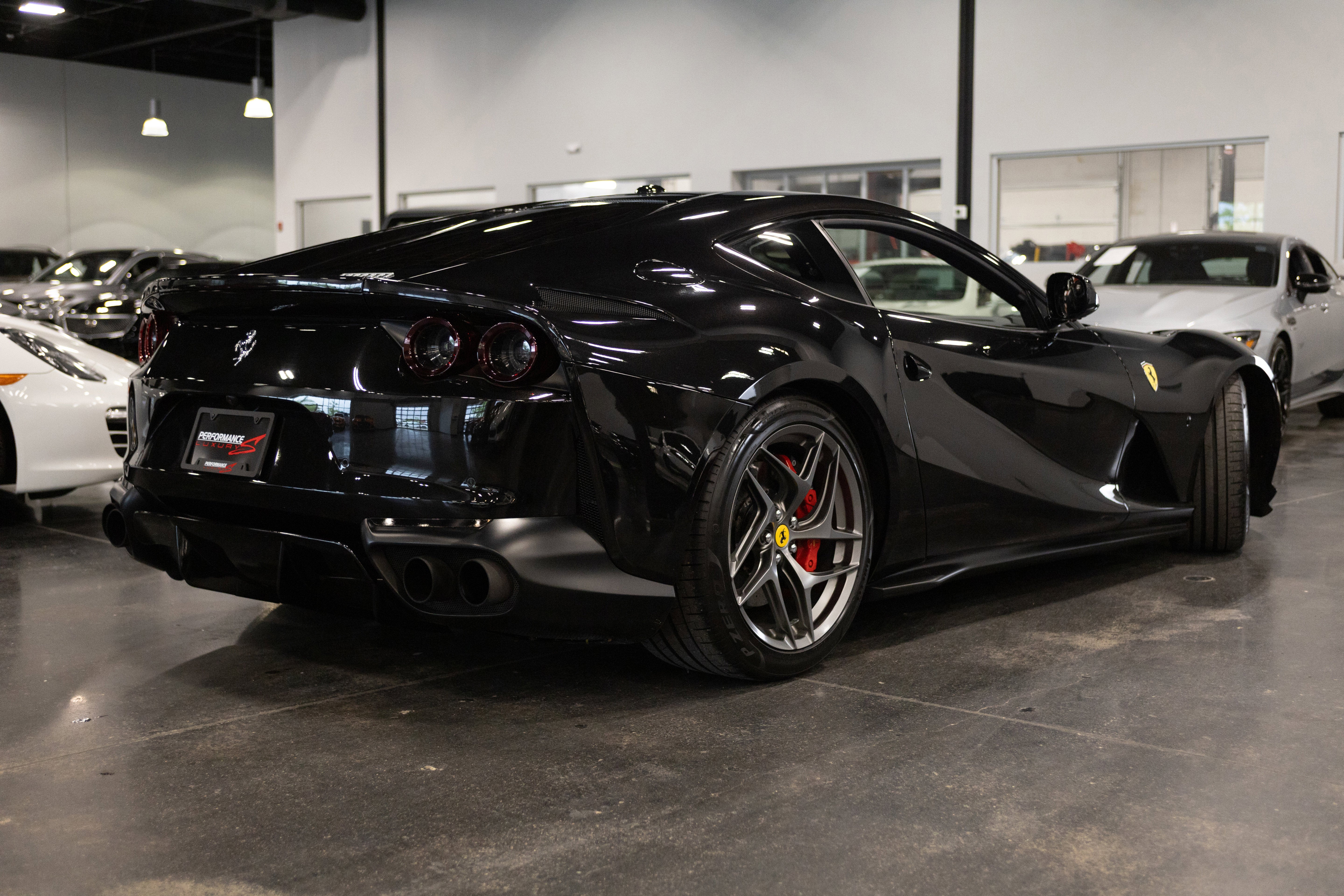 2019 Ferrari 812 Superfast Base