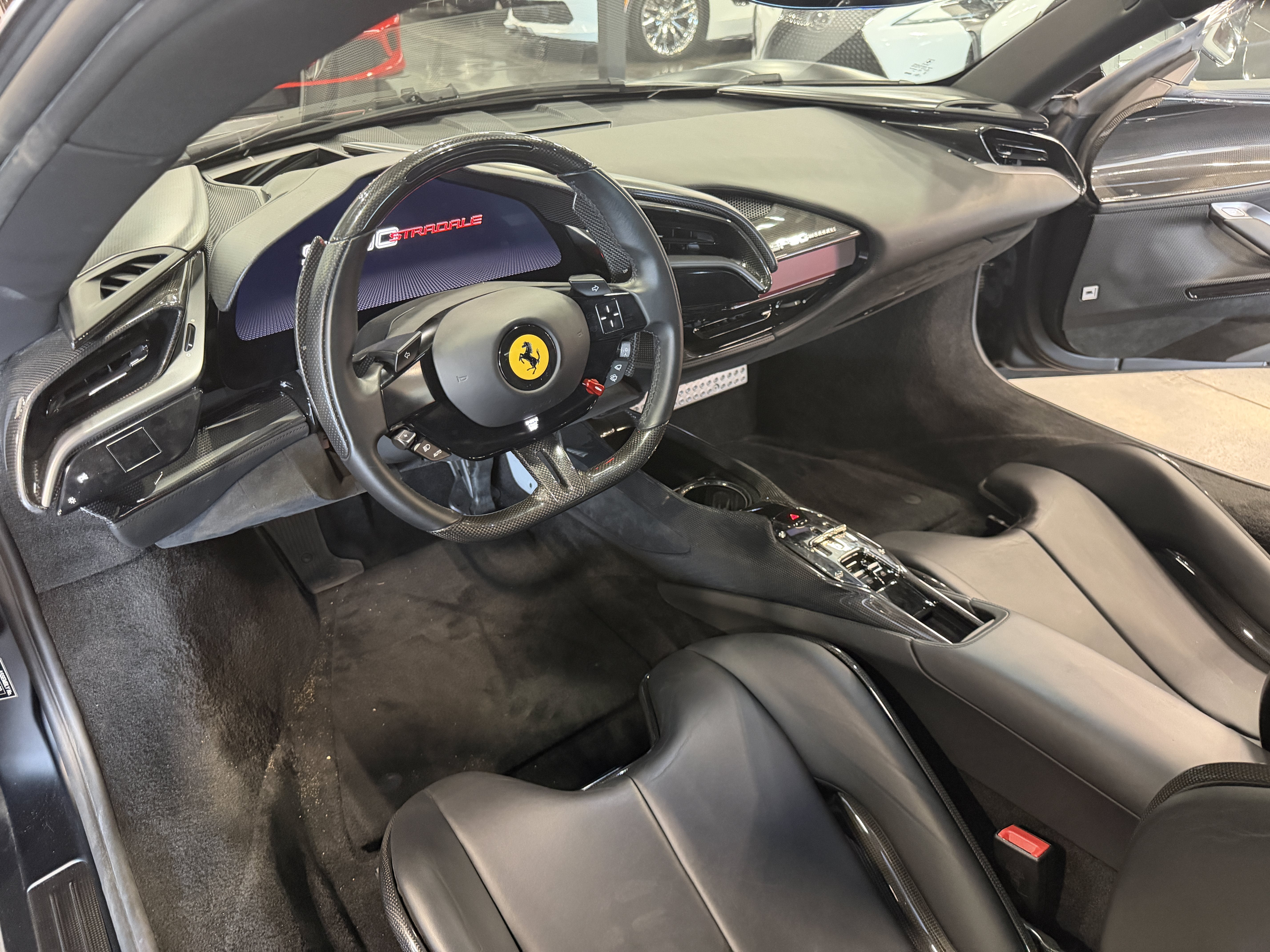 2022 Ferrari SF90 Stradale Base
