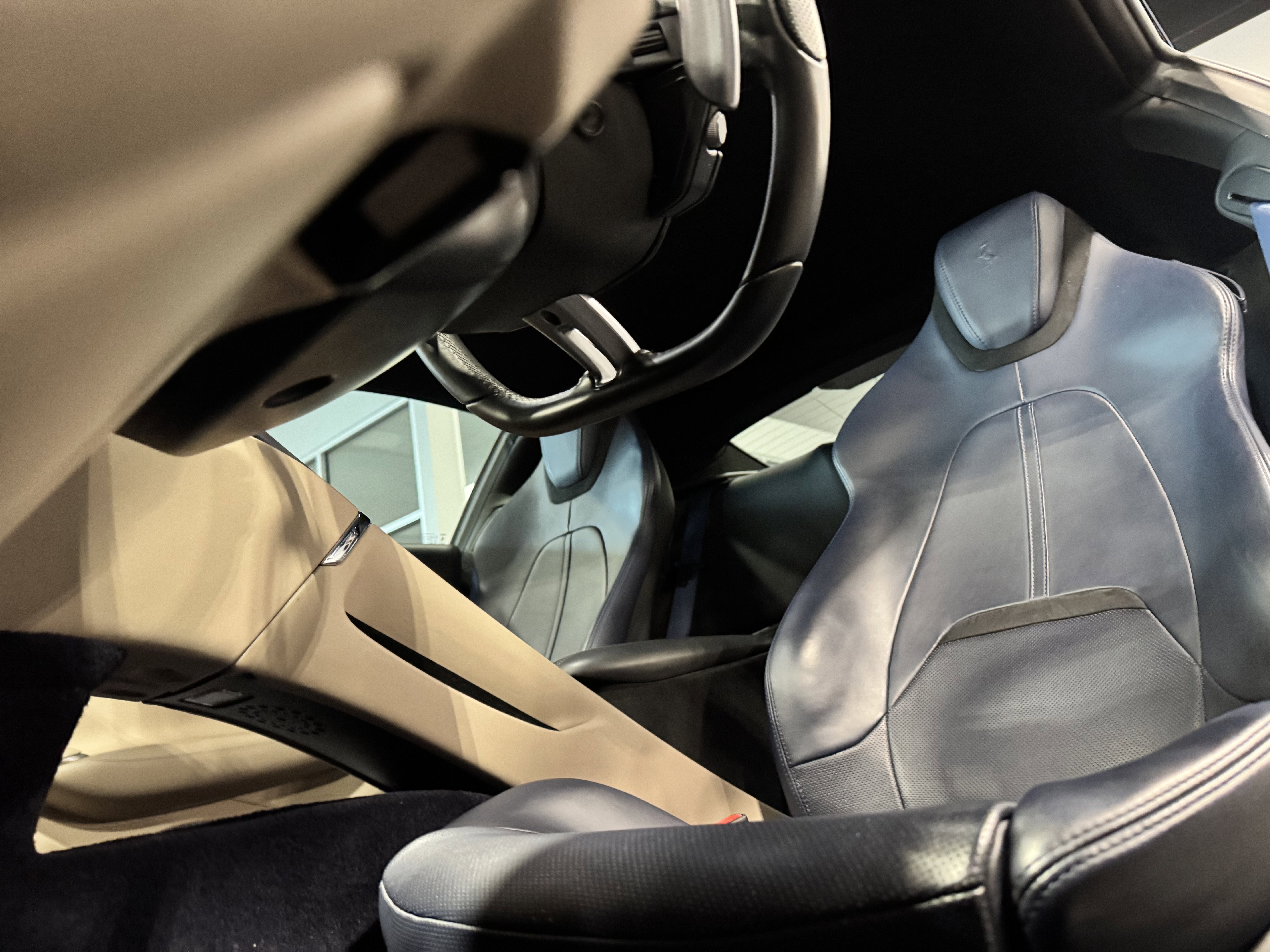 2021 Ferrari Roma Base