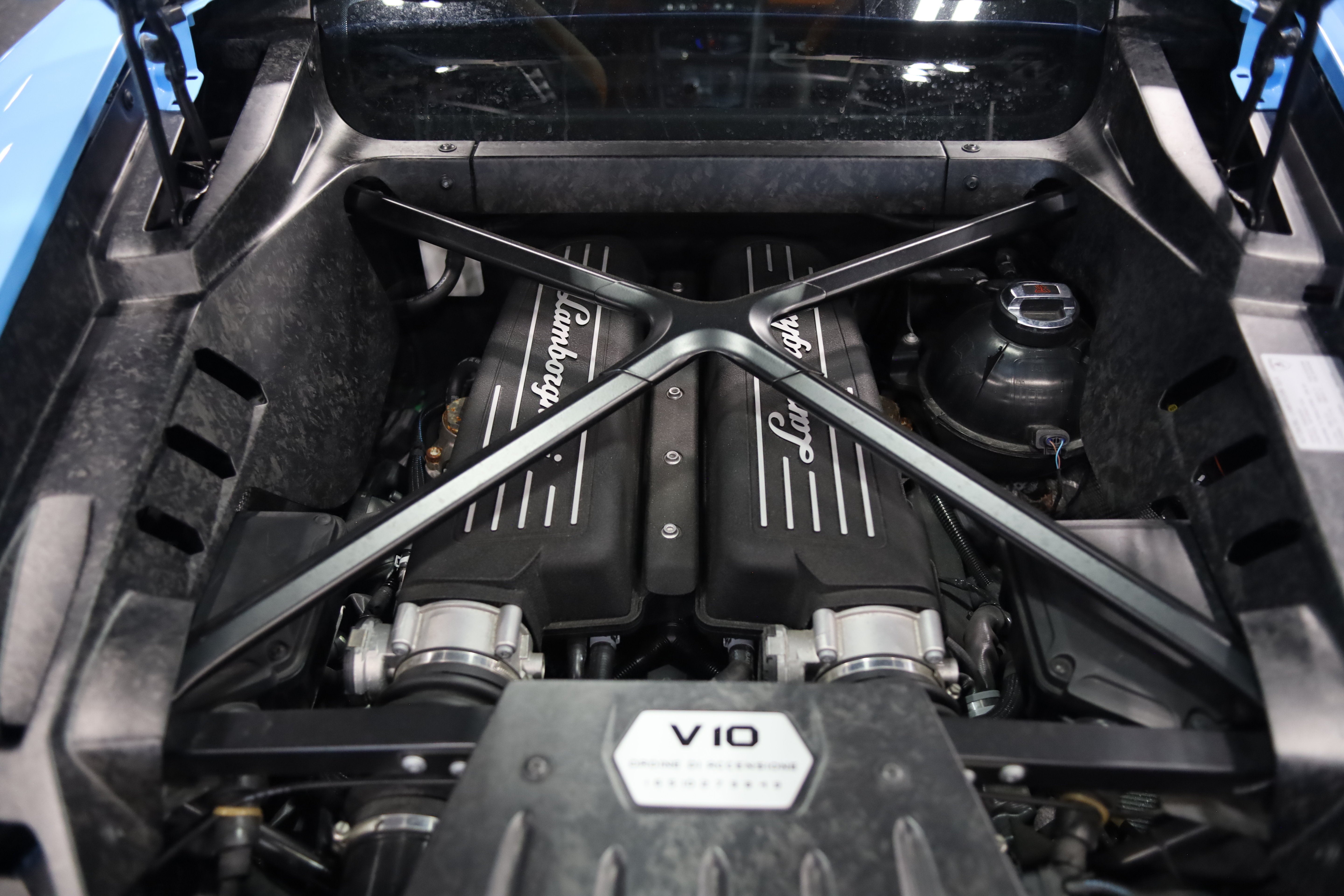 2016 Lamborghini Huracan LP 614-4 AWD