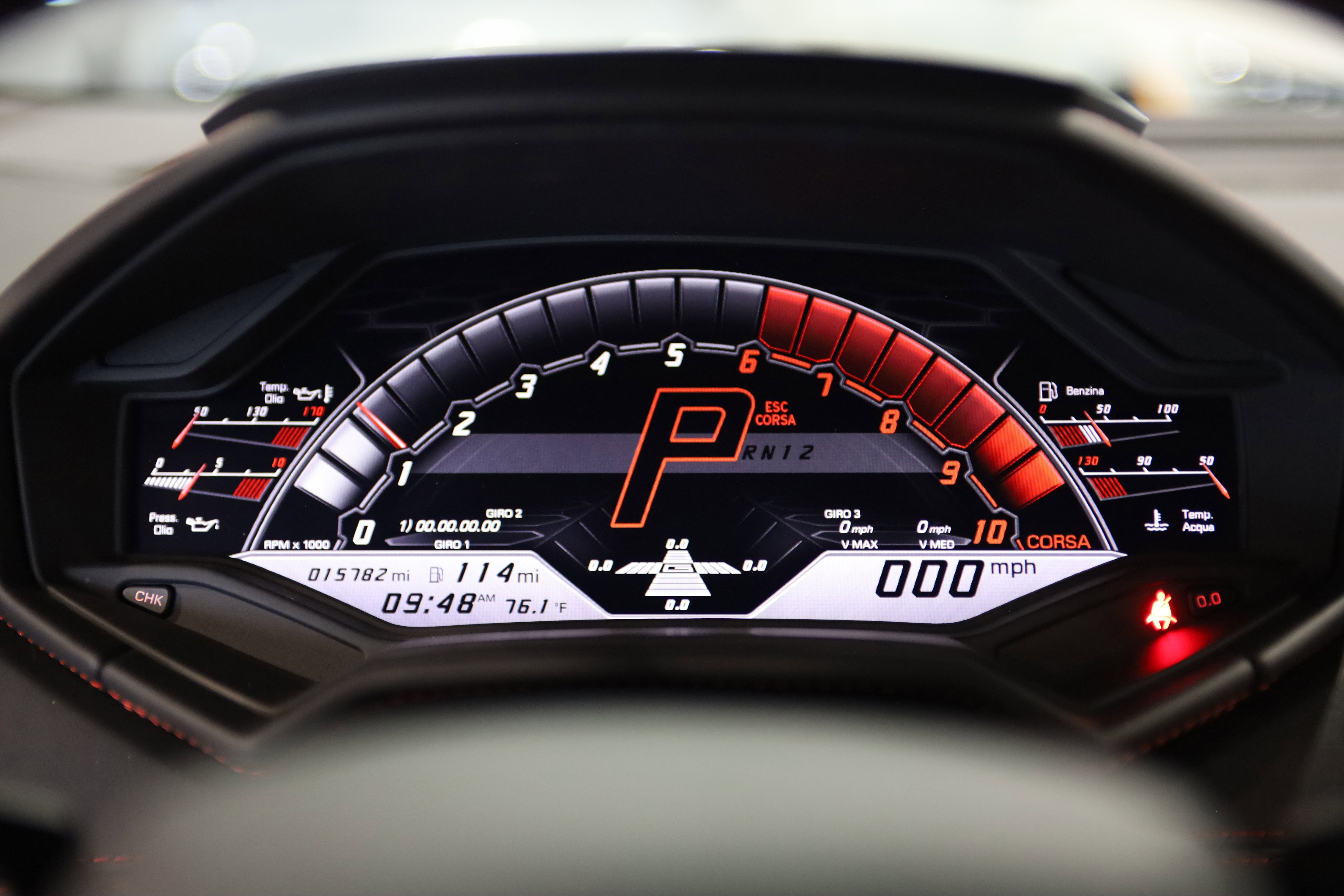 2020 Lamborghini Huracan EVO Base