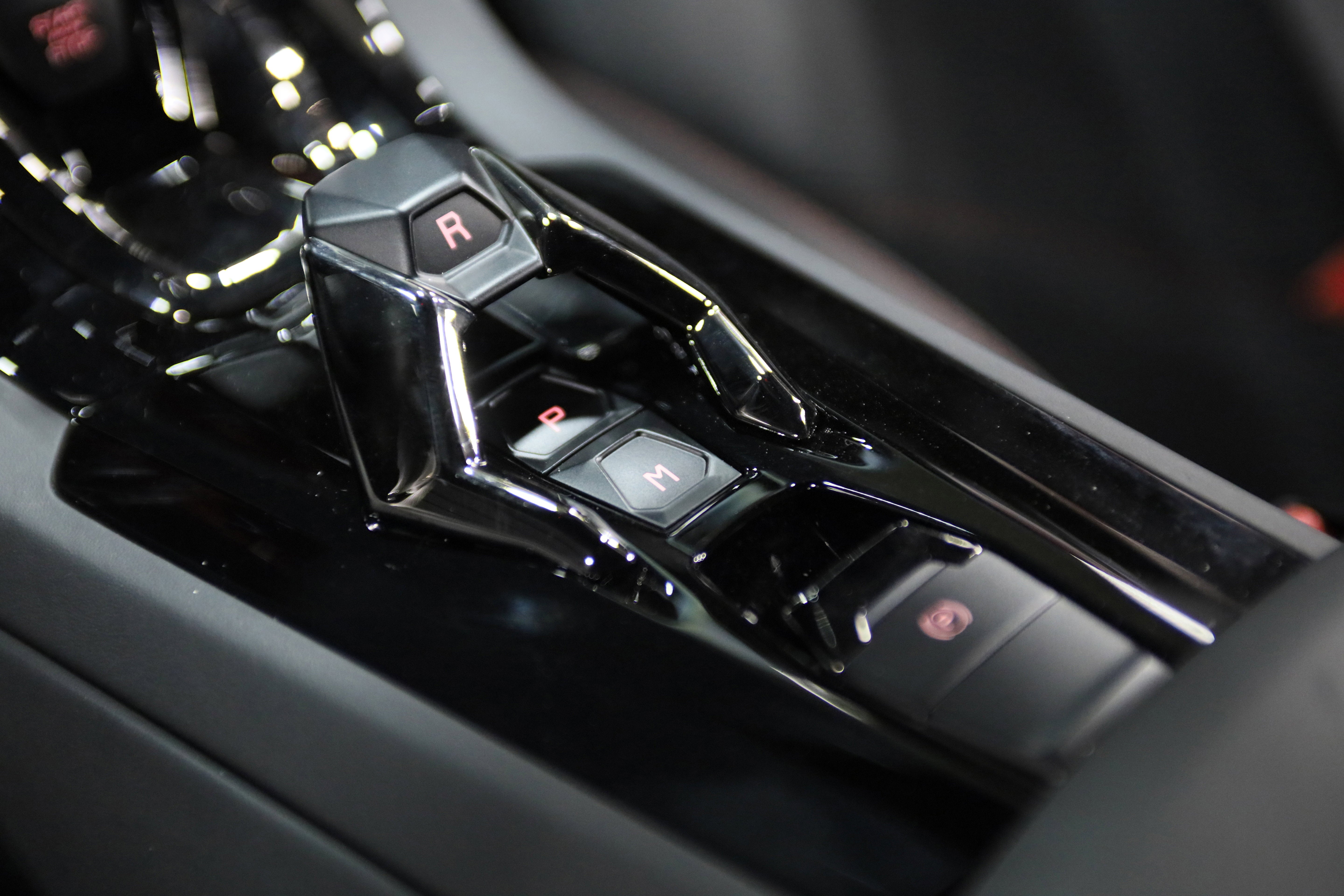 2020 Lamborghini Huracan EVO Base