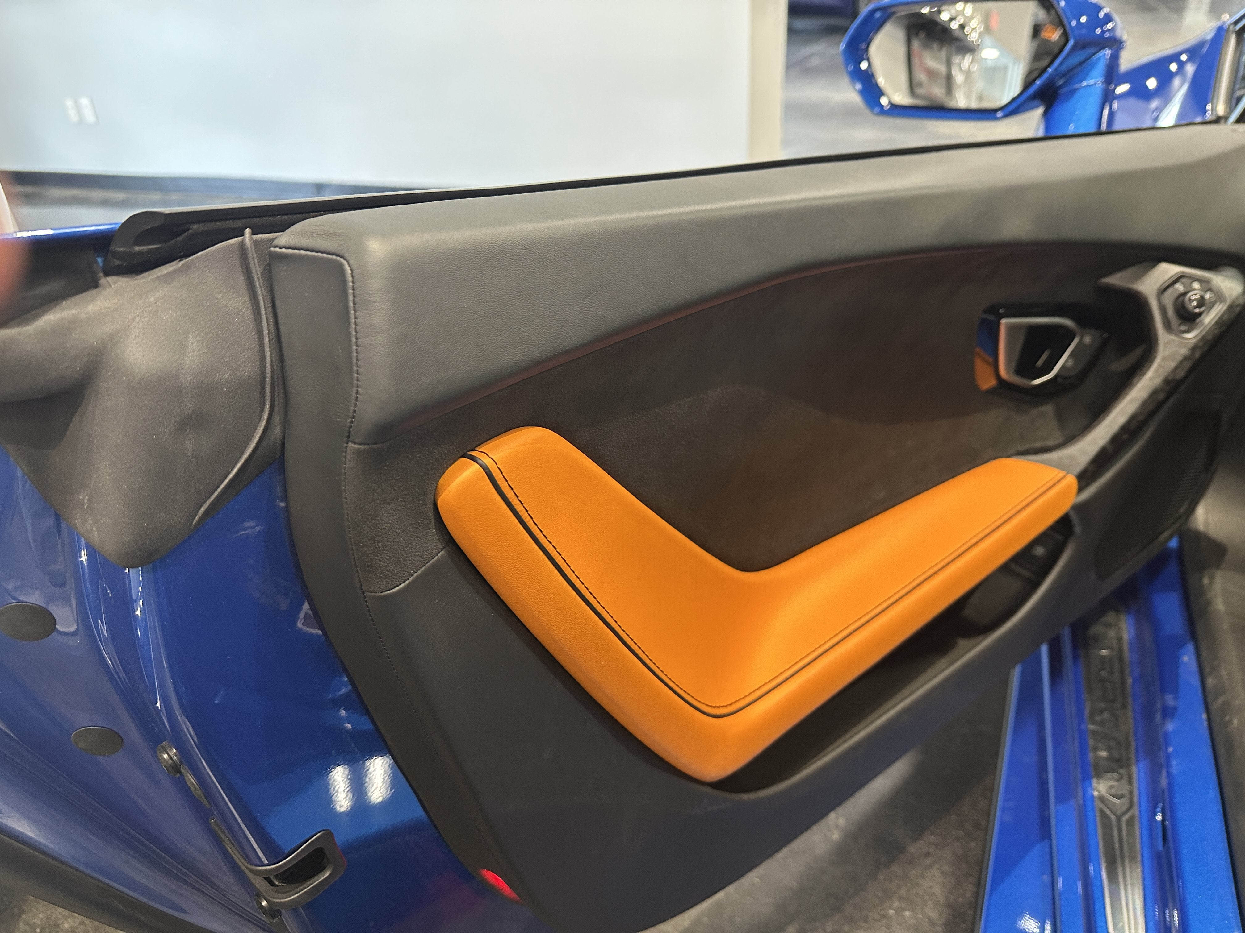 2020 Lamborghini Huracan EVO Base