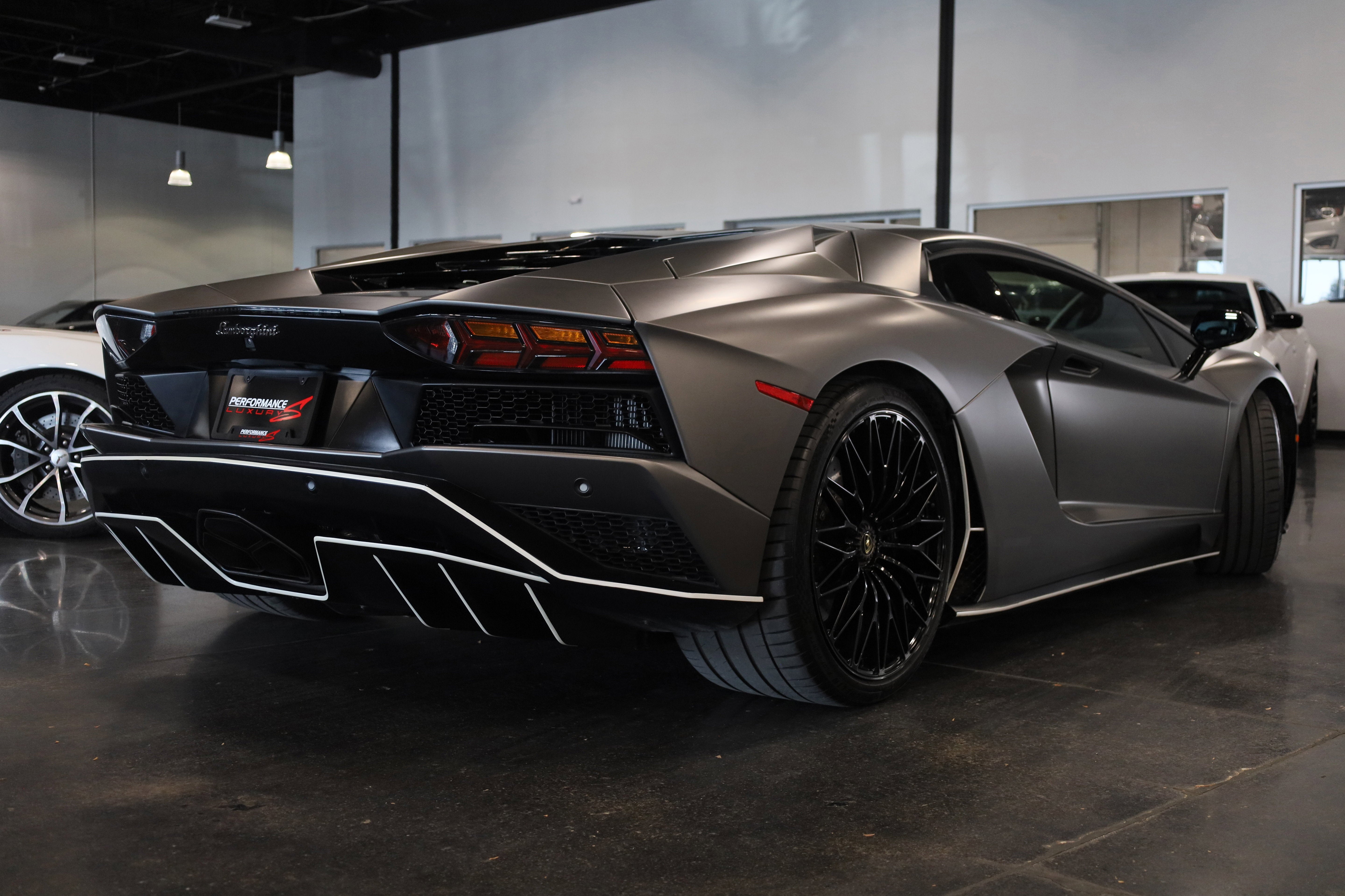 2018 Lamborghini Aventador S