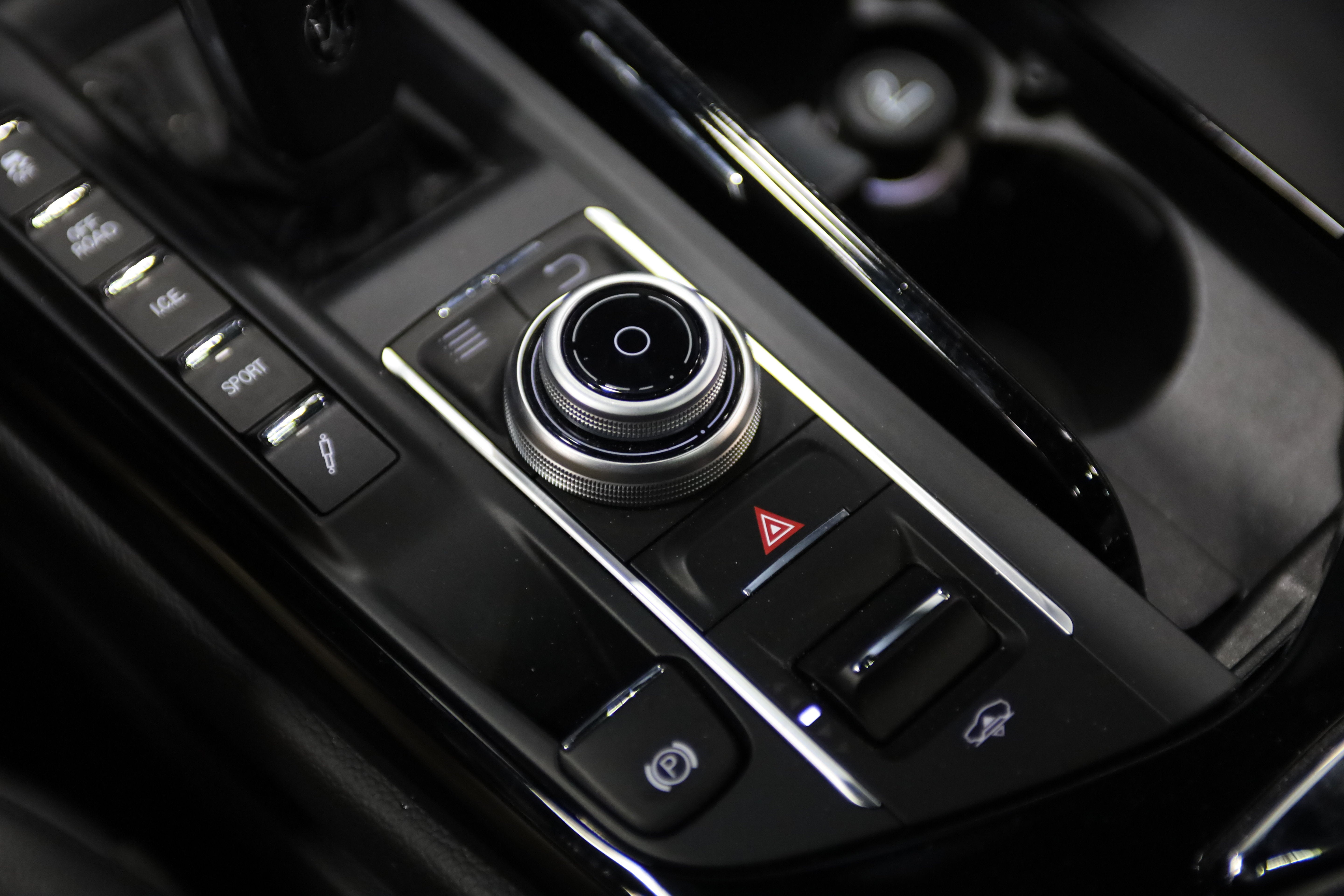 2020 Maserati Levante Base