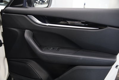 2020 Maserati Levante Base