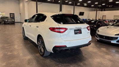 2020 Maserati Levante Base