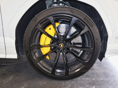 2022 Lamborghini Urus AWD