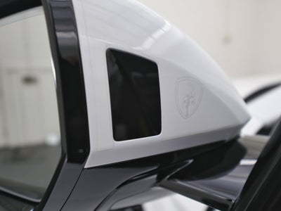 2022 Lamborghini Urus AWD