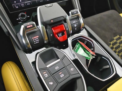 2022 Lamborghini Urus AWD