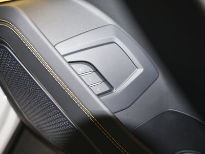 2022 Lamborghini Urus AWD