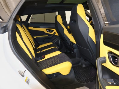 2022 Lamborghini Urus AWD