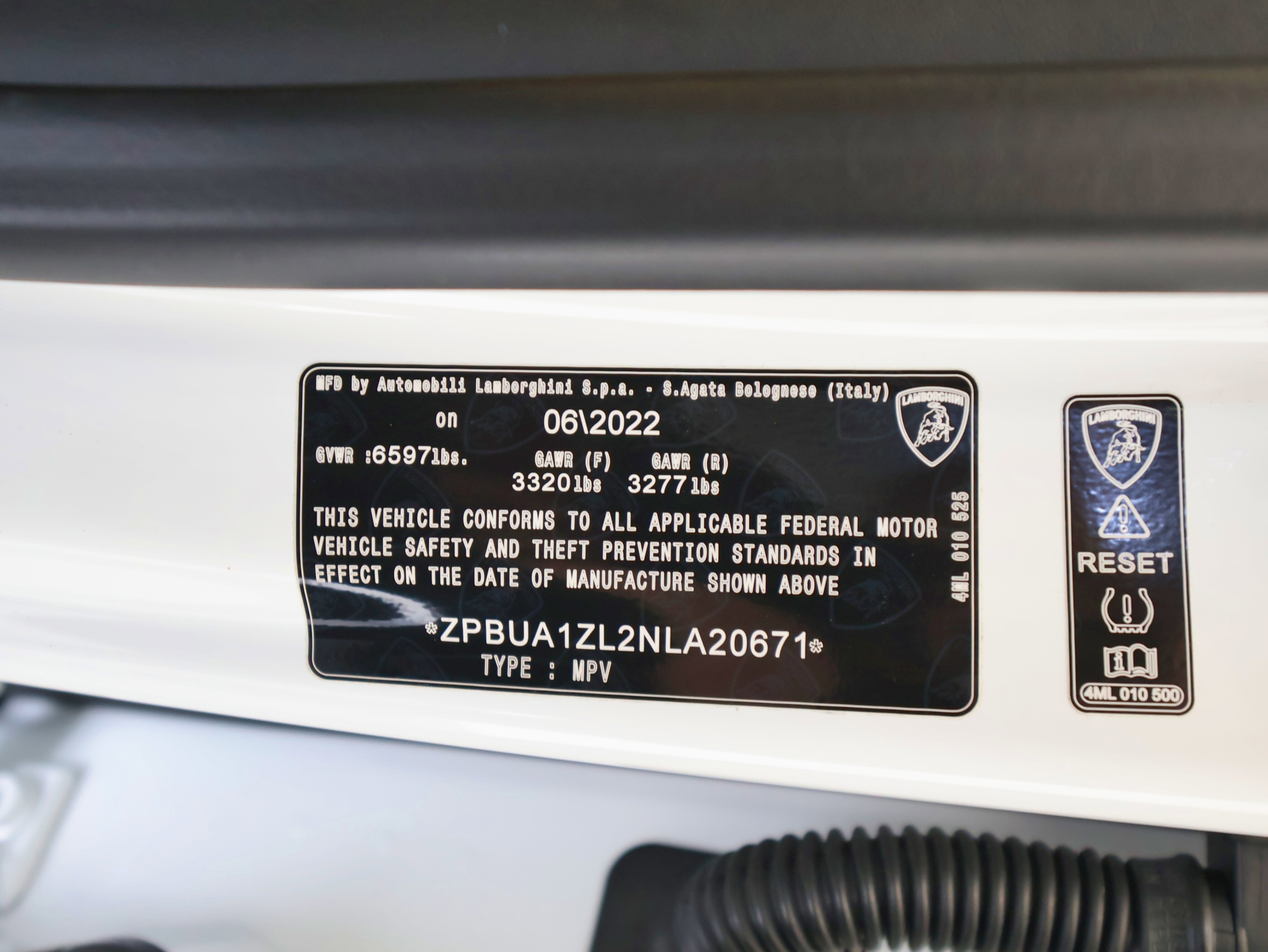 2022 Lamborghini Urus AWD