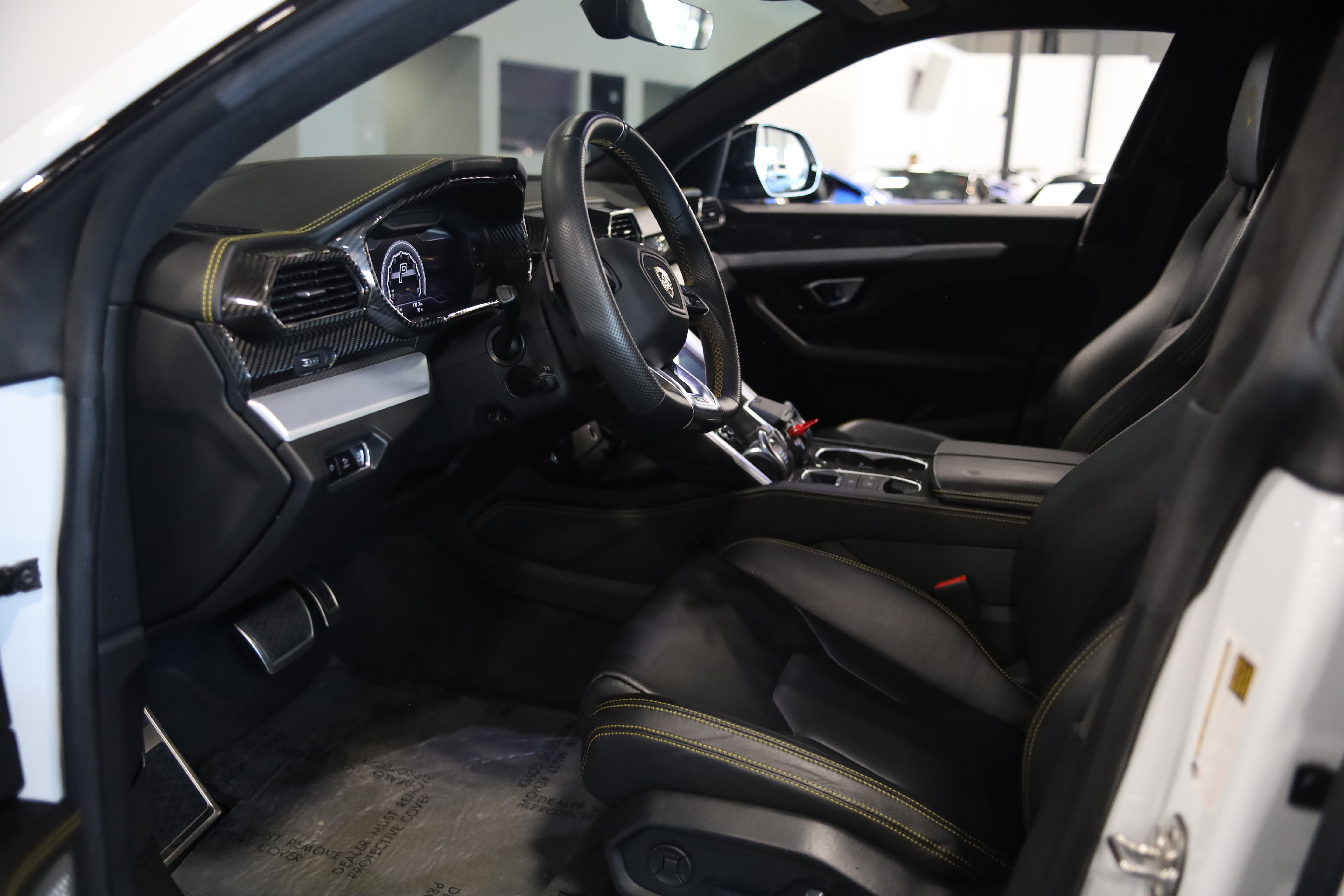 2019 Lamborghini Urus Base
