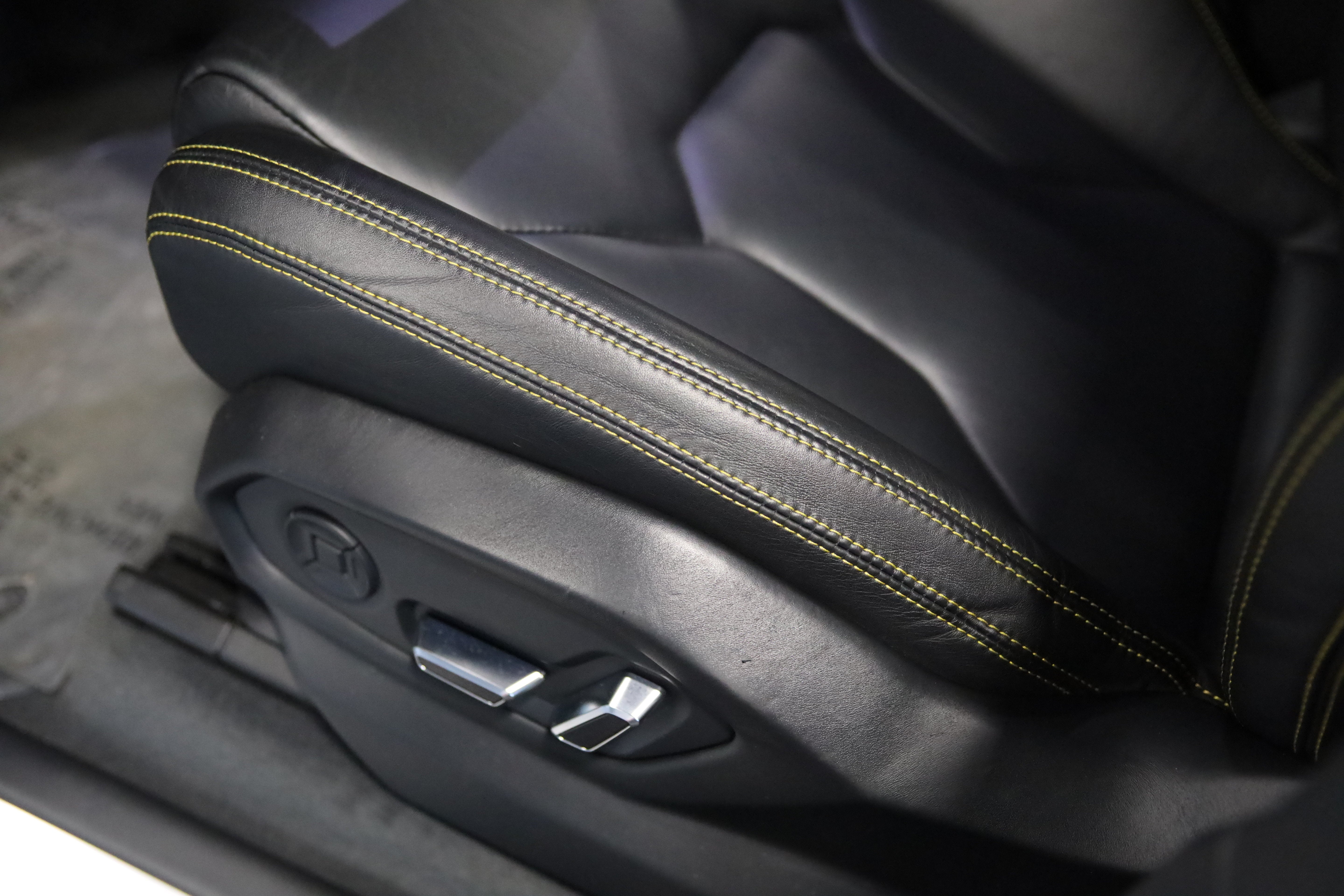 2019 Lamborghini Urus Base