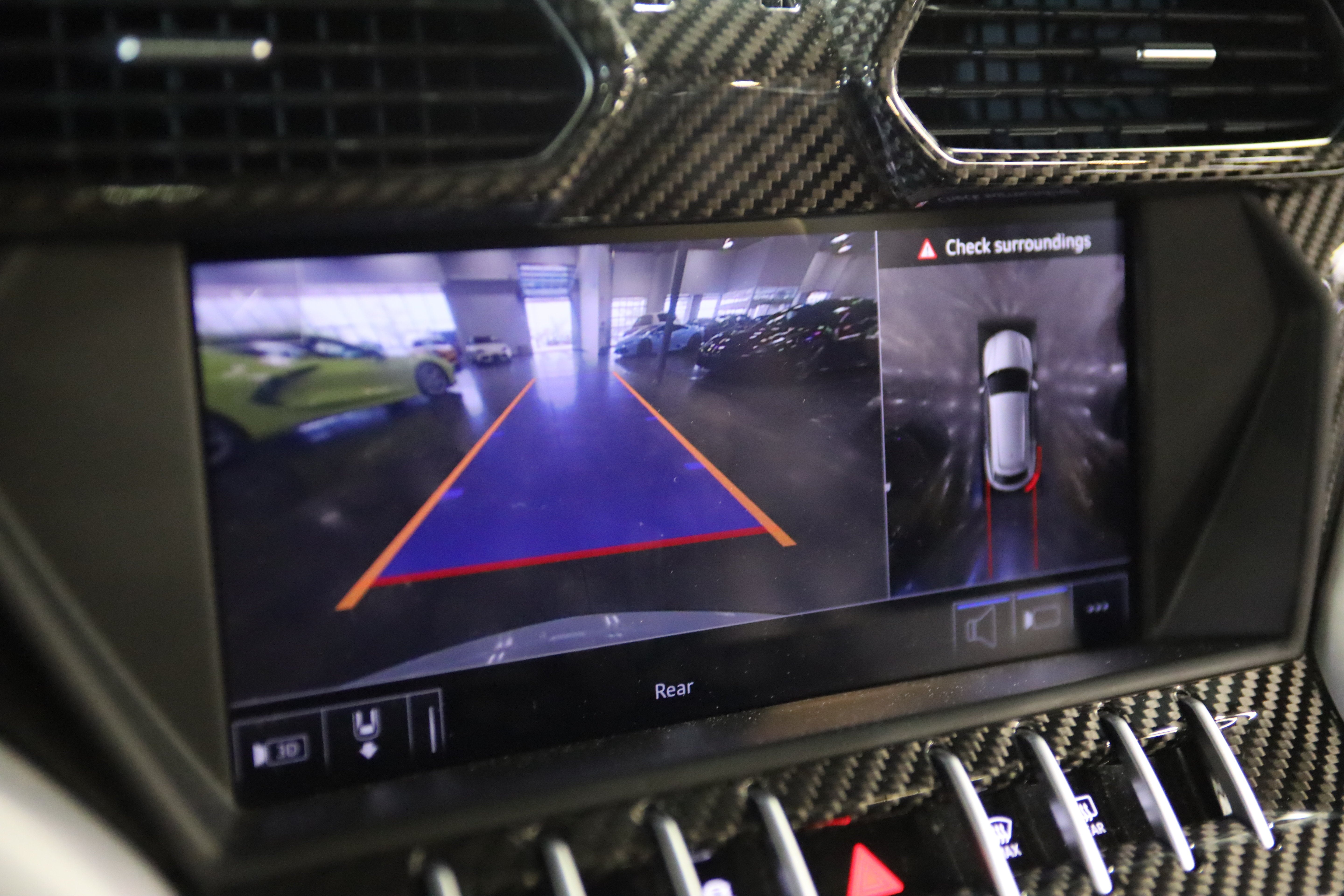 2019 Lamborghini Urus Base