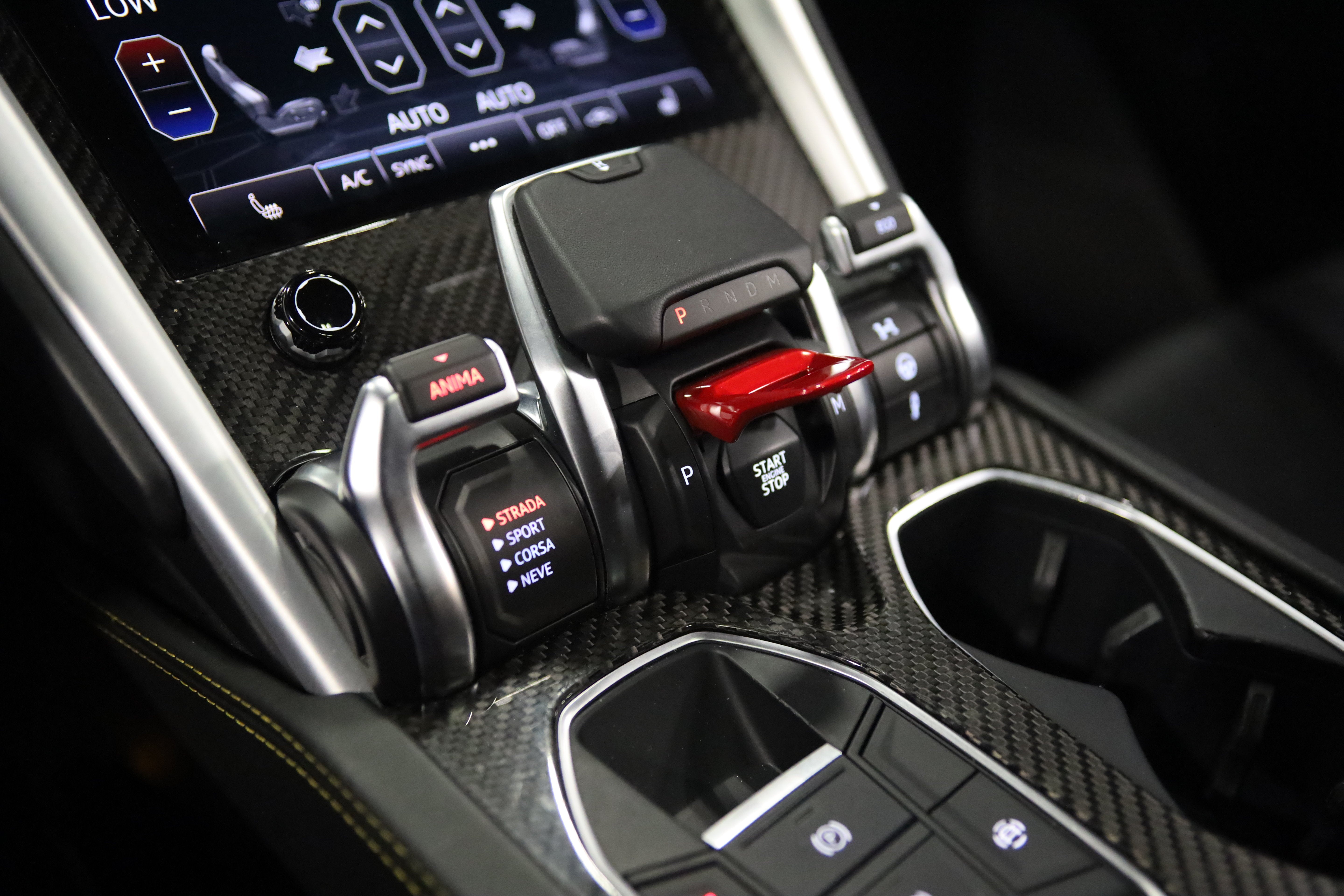 2019 Lamborghini Urus Base