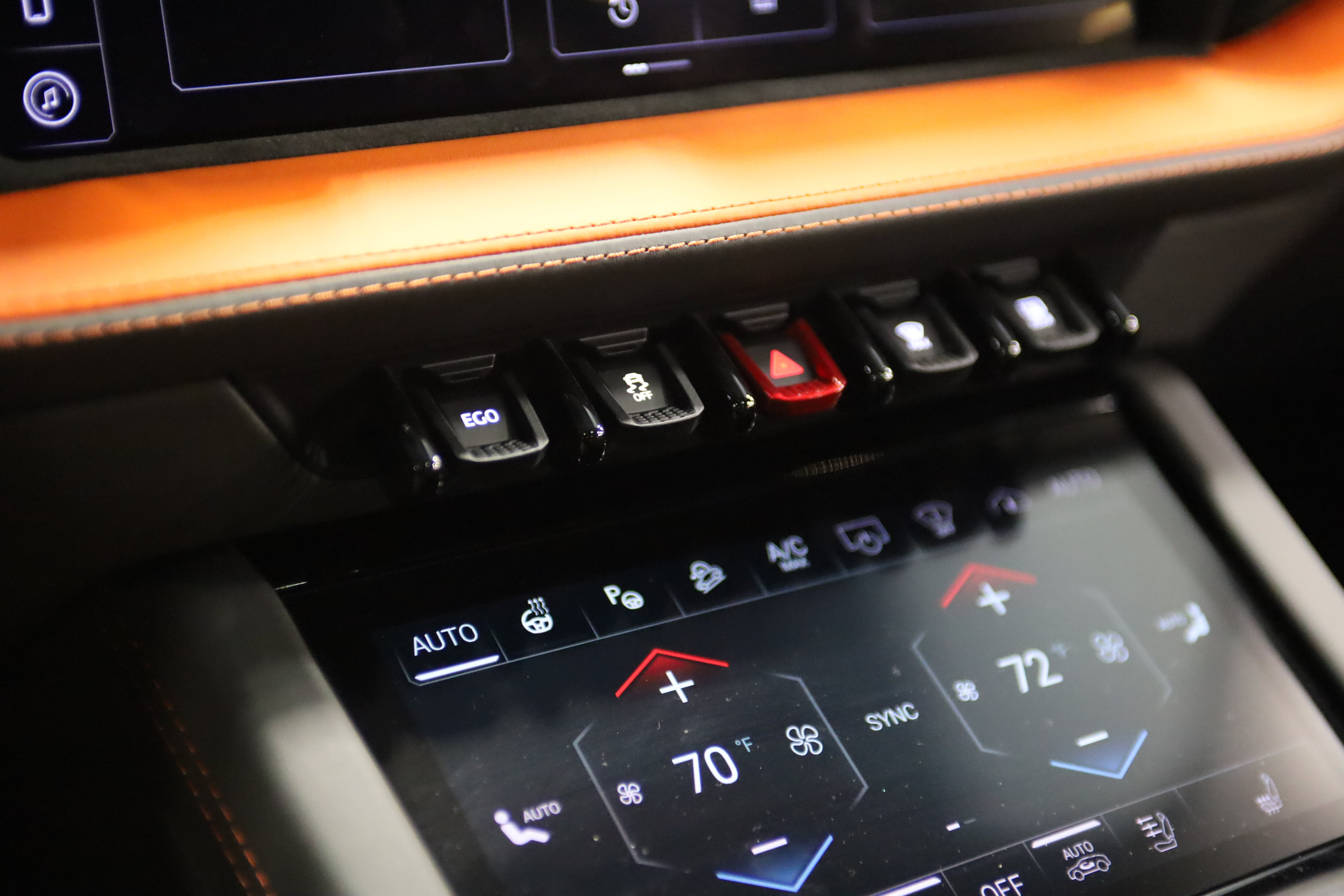 2025 Lamborghini Urus SE