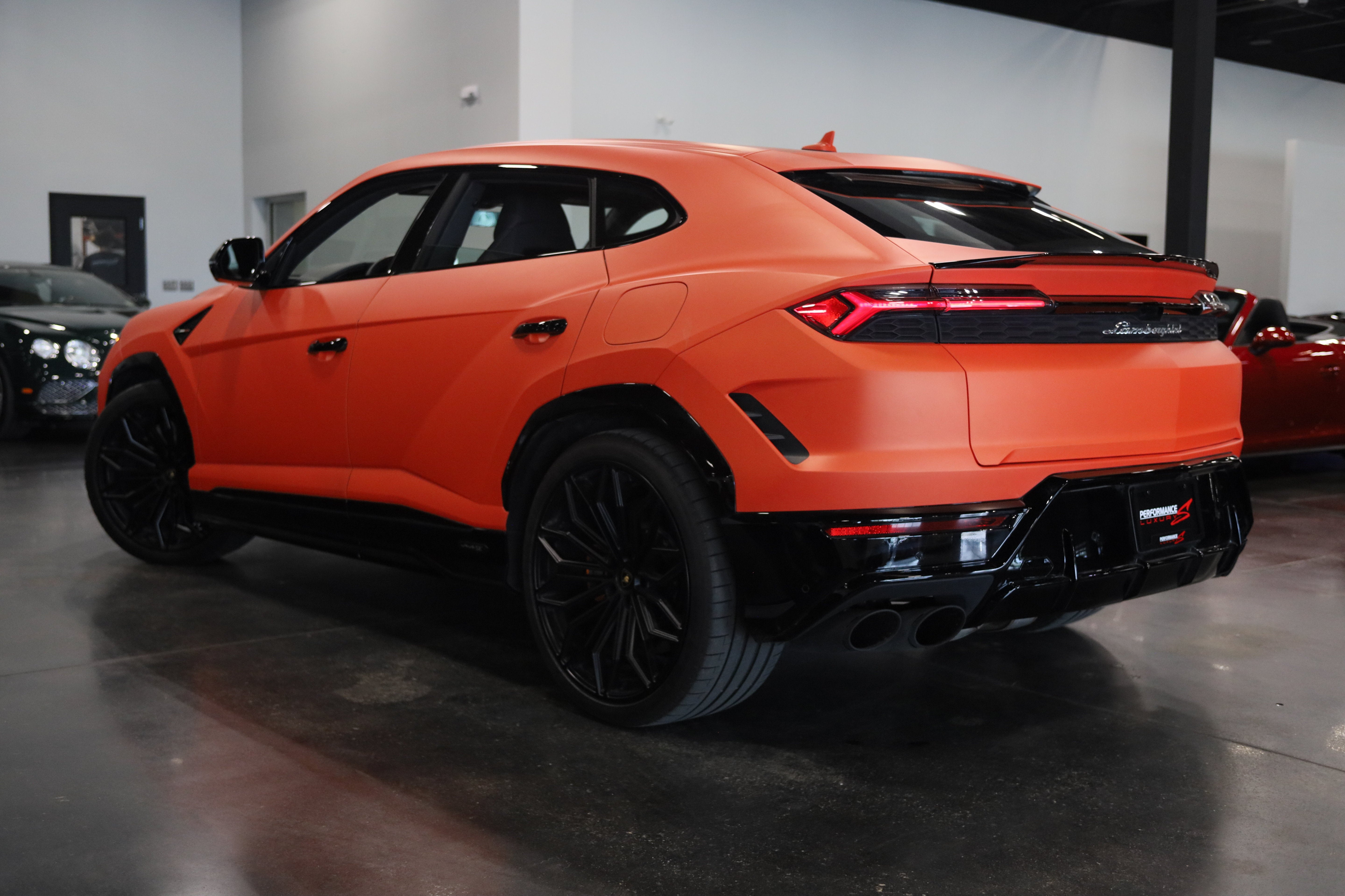 2025 Lamborghini Urus SE