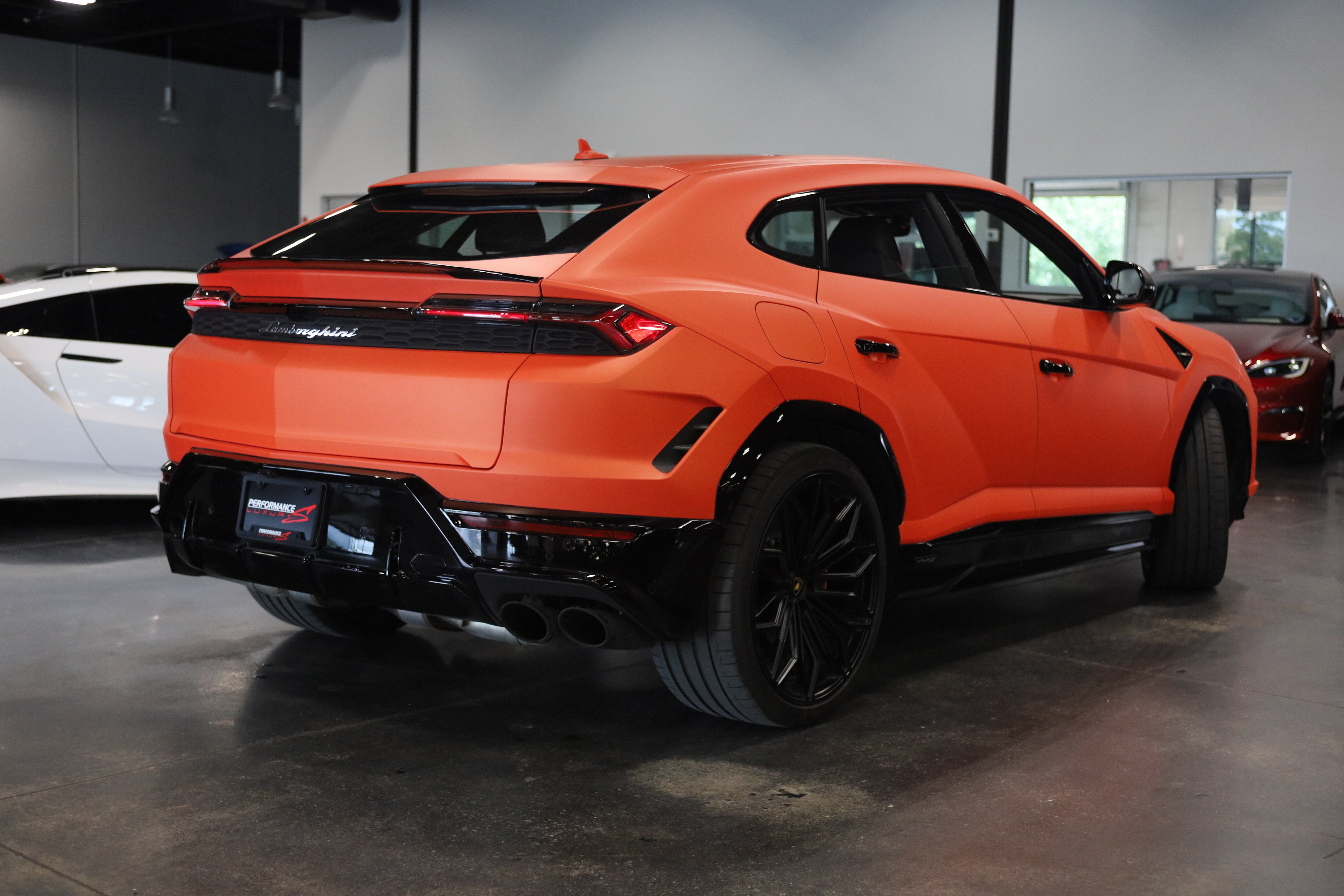 2025 Lamborghini Urus SE