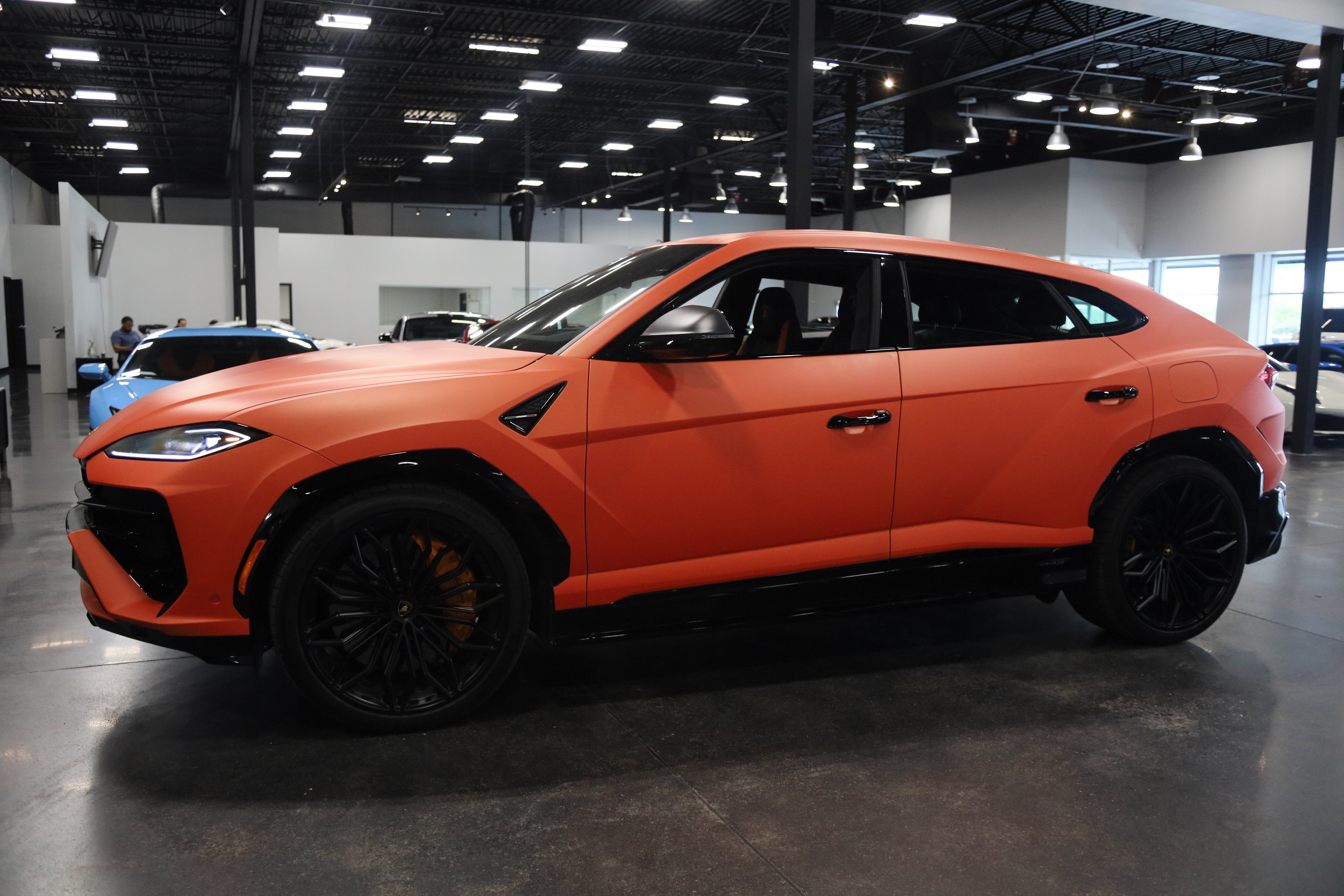 2025 Lamborghini Urus SE