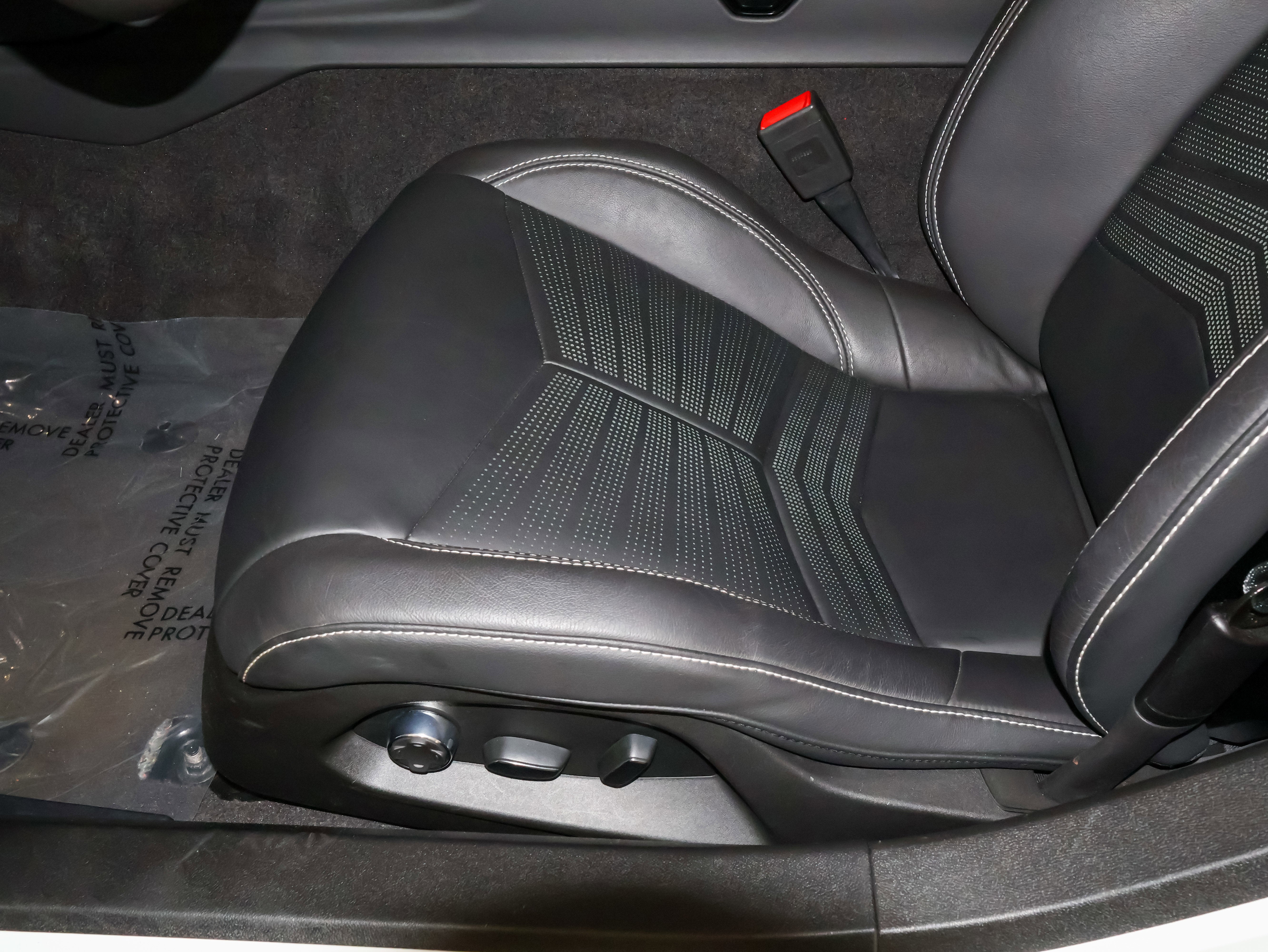 2023 Chevrolet Corvette 2LT