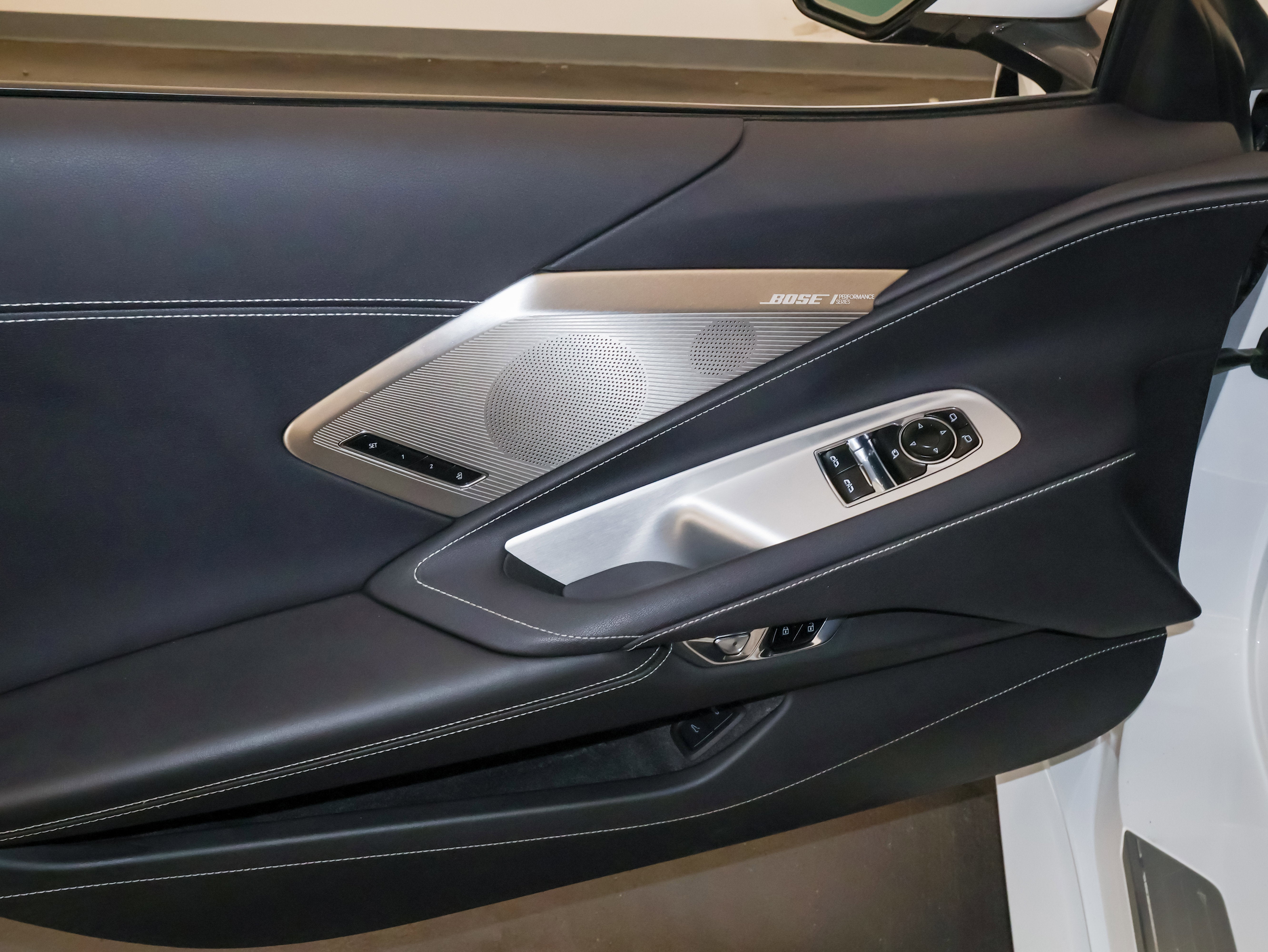 2023 Chevrolet Corvette 2LT