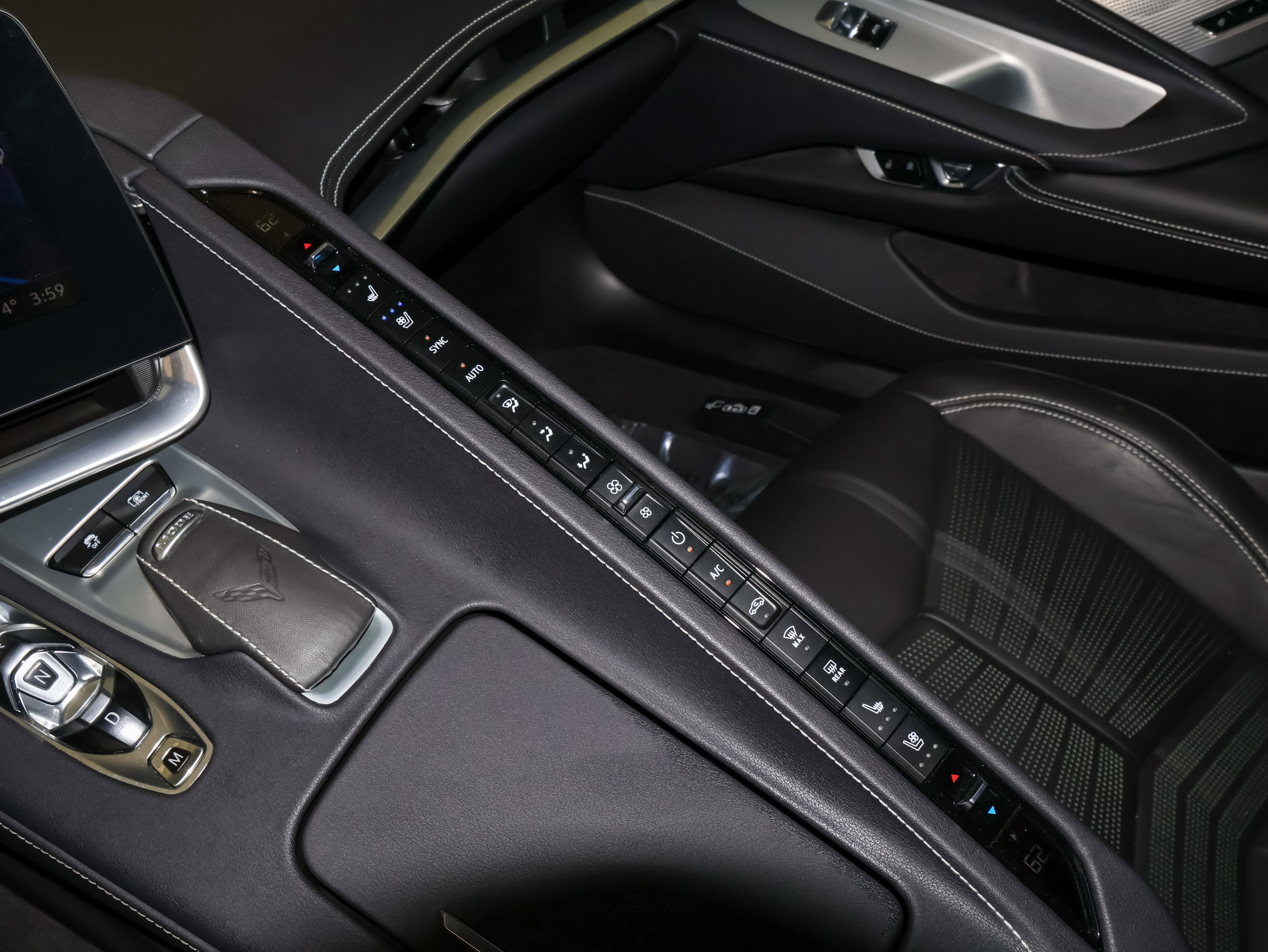 2023 Chevrolet Corvette 2LT