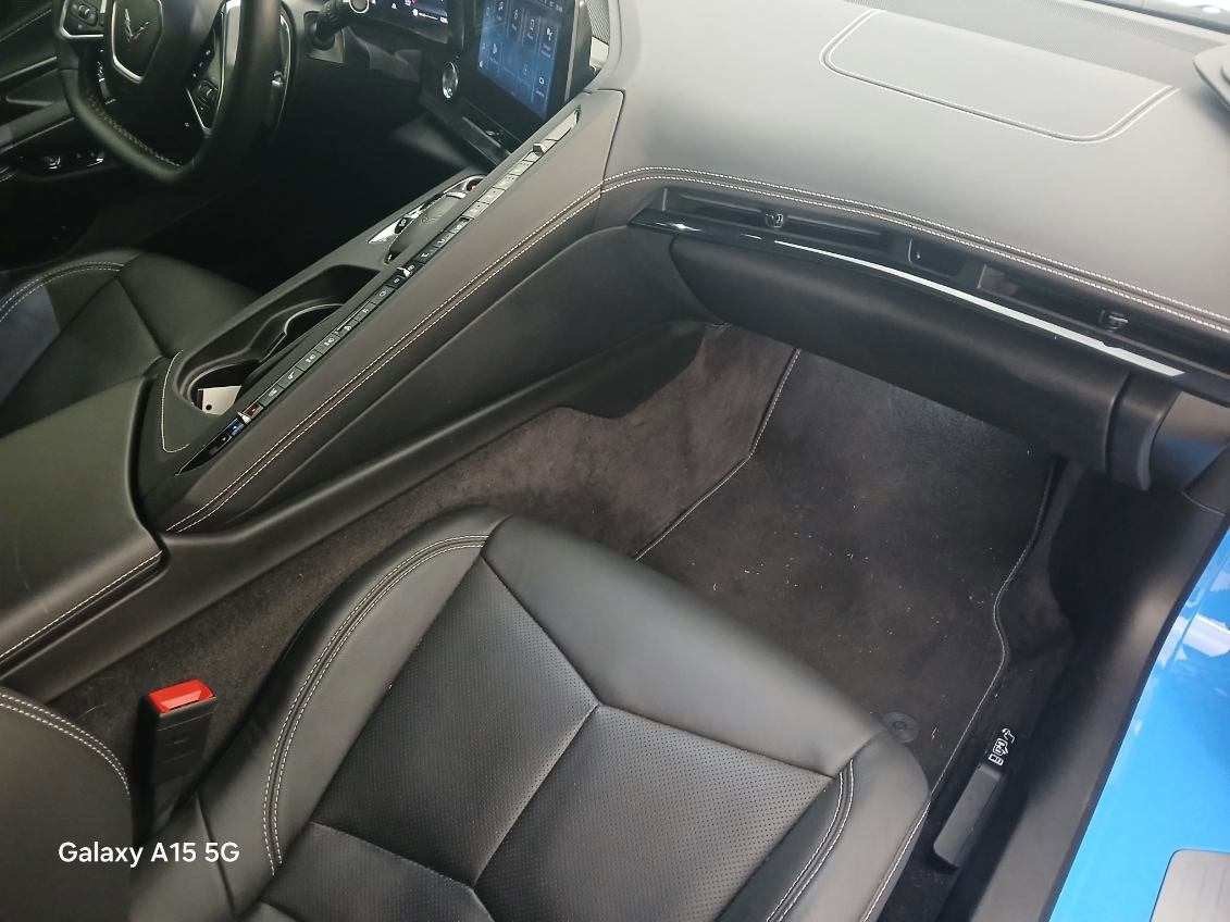 2024 Chevrolet Corvette 2LT