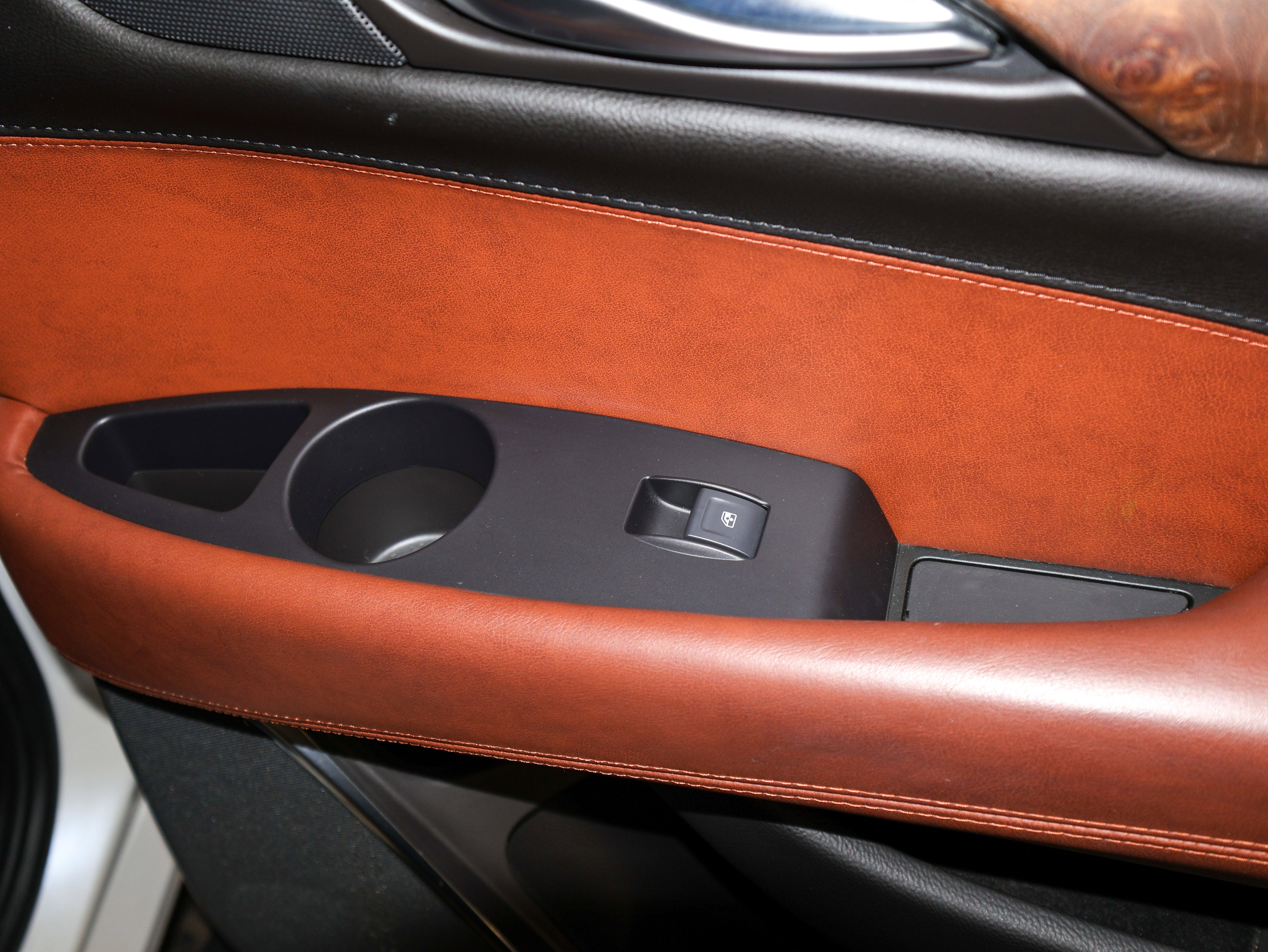 2016 Cadillac Escalade Premium Collection