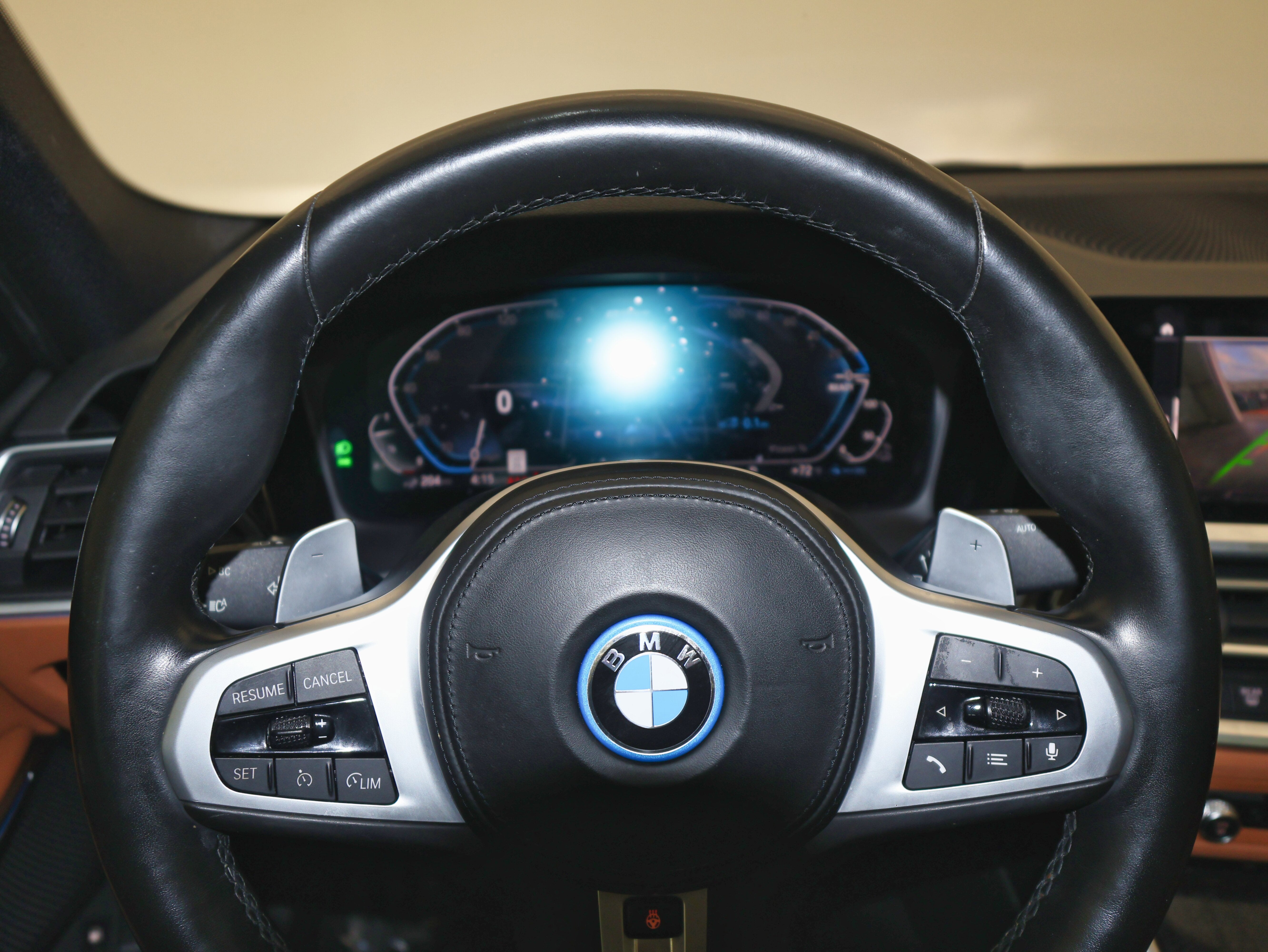 2022 BMW 3 Series 330e xDrive