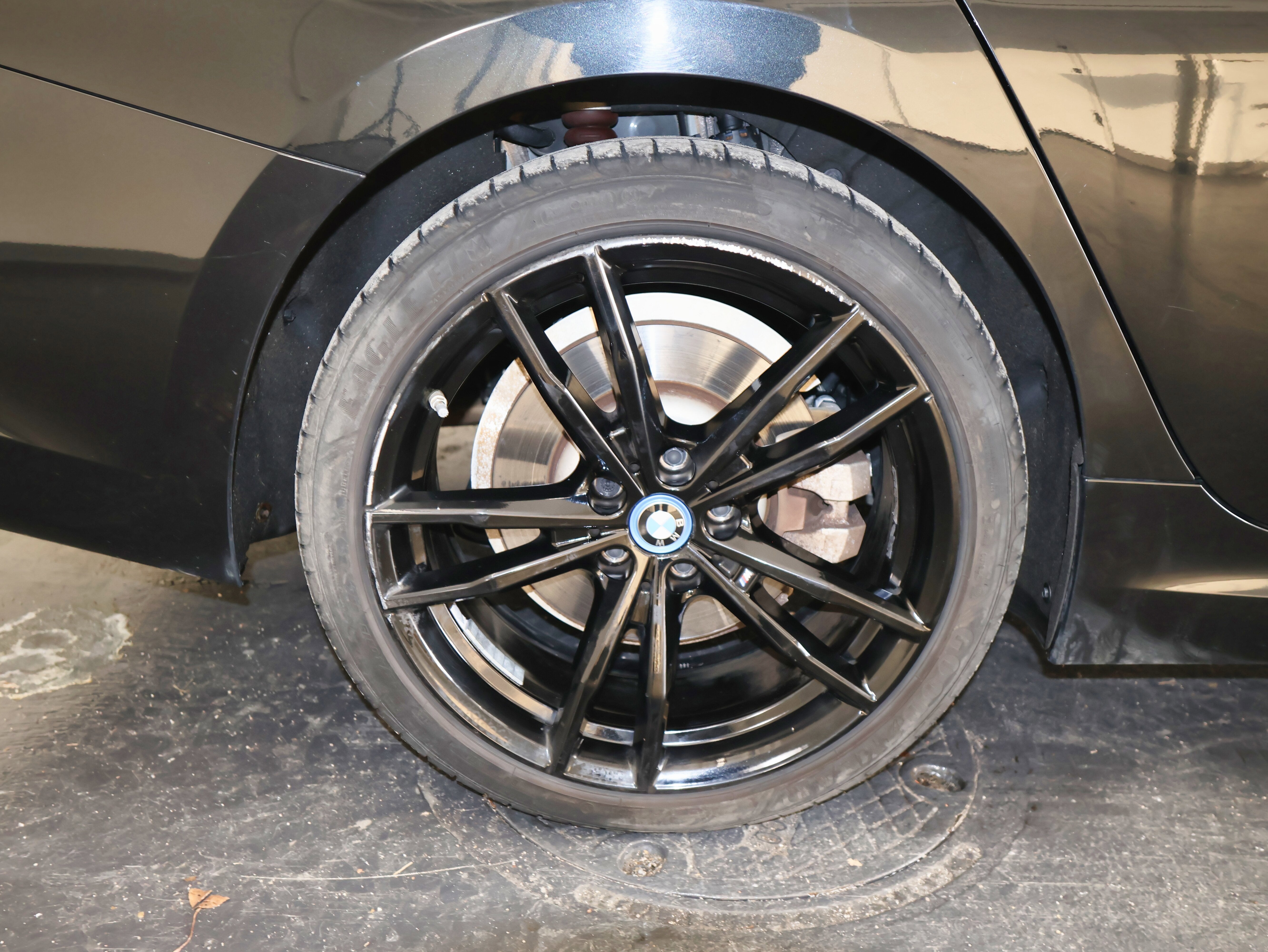 2022 BMW 3 Series 330e xDrive