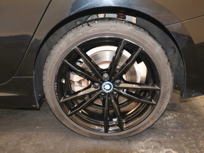 2022 BMW 3 Series 330e xDrive